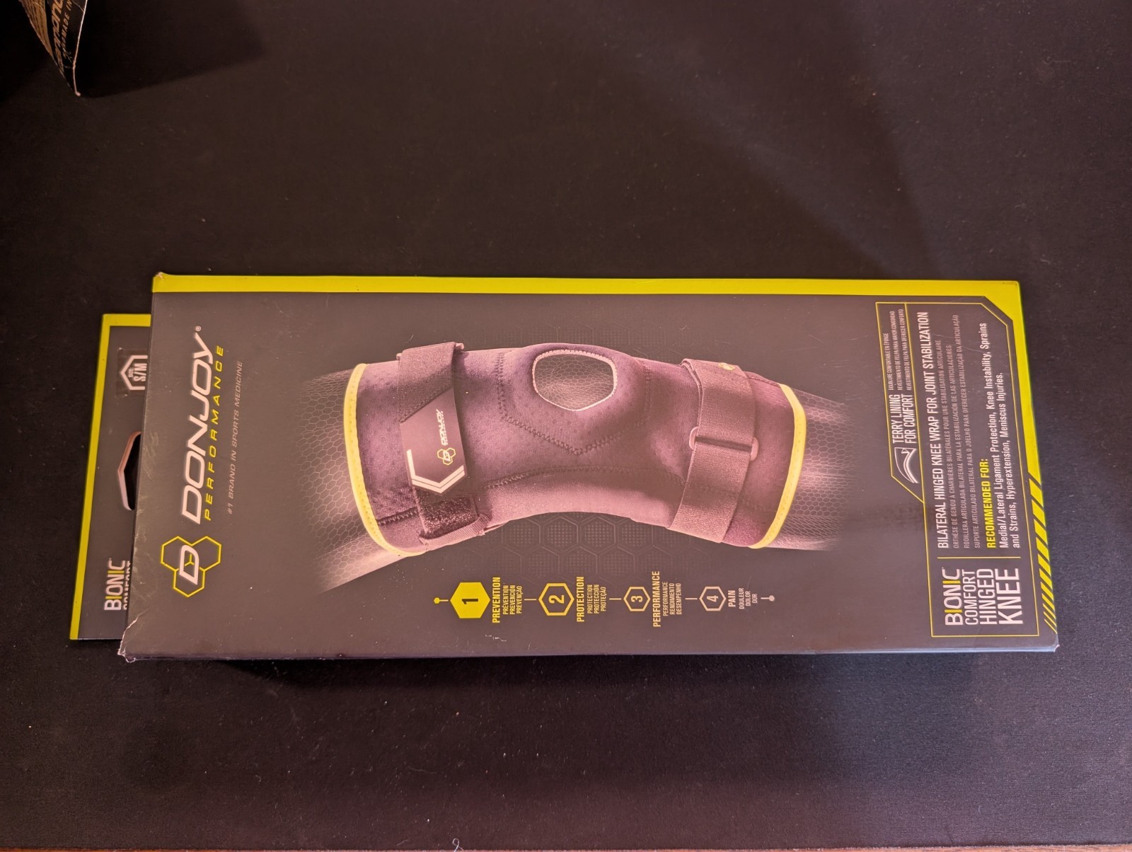 DonJoy Bionic Comfort Hinged Knee Brace Support S M Open Box Black
