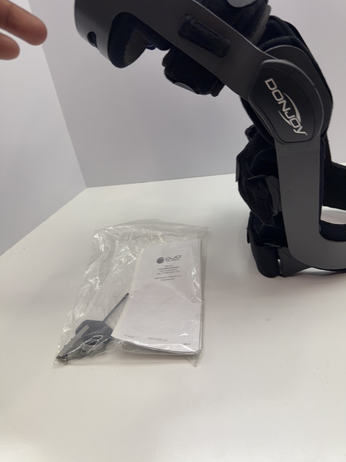 DonJoy FullForce ACL Knee Brace Ligament Stabilizer w/ Bag Manual Tags Size L