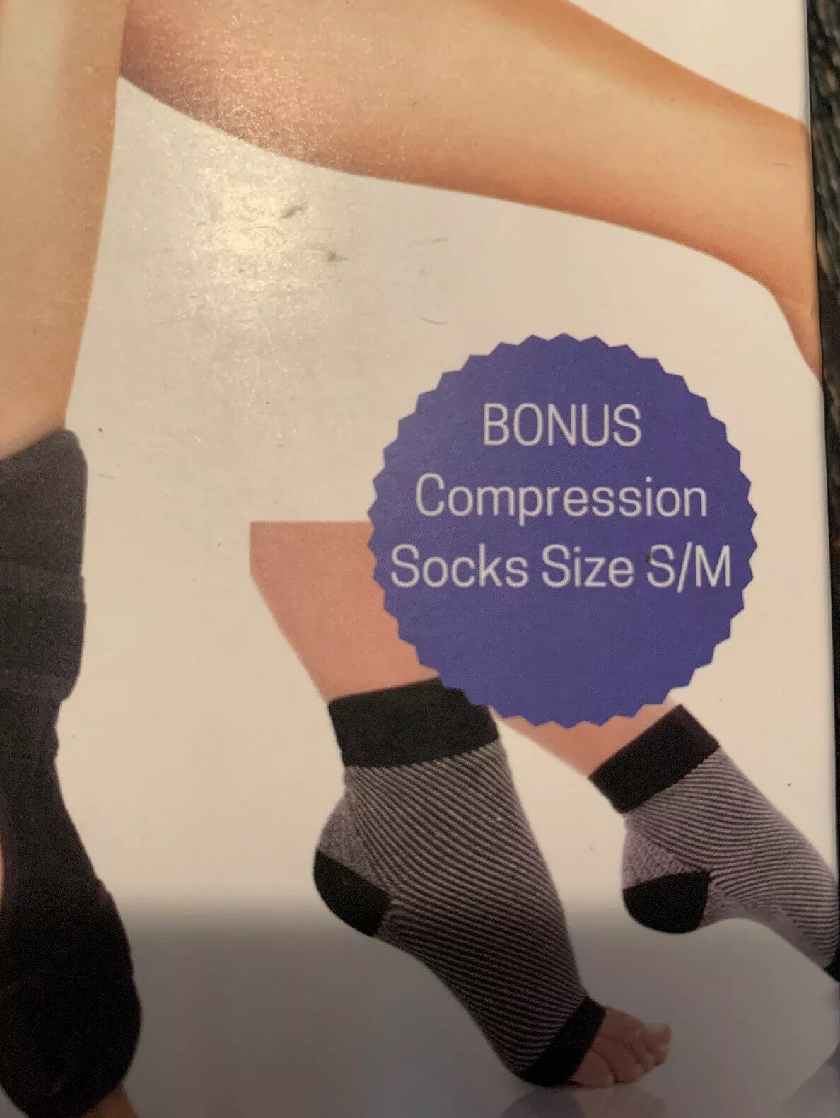 Vriksasana Plantar Fasciitis Night Splint With Bonus Compression Socks Size S/M