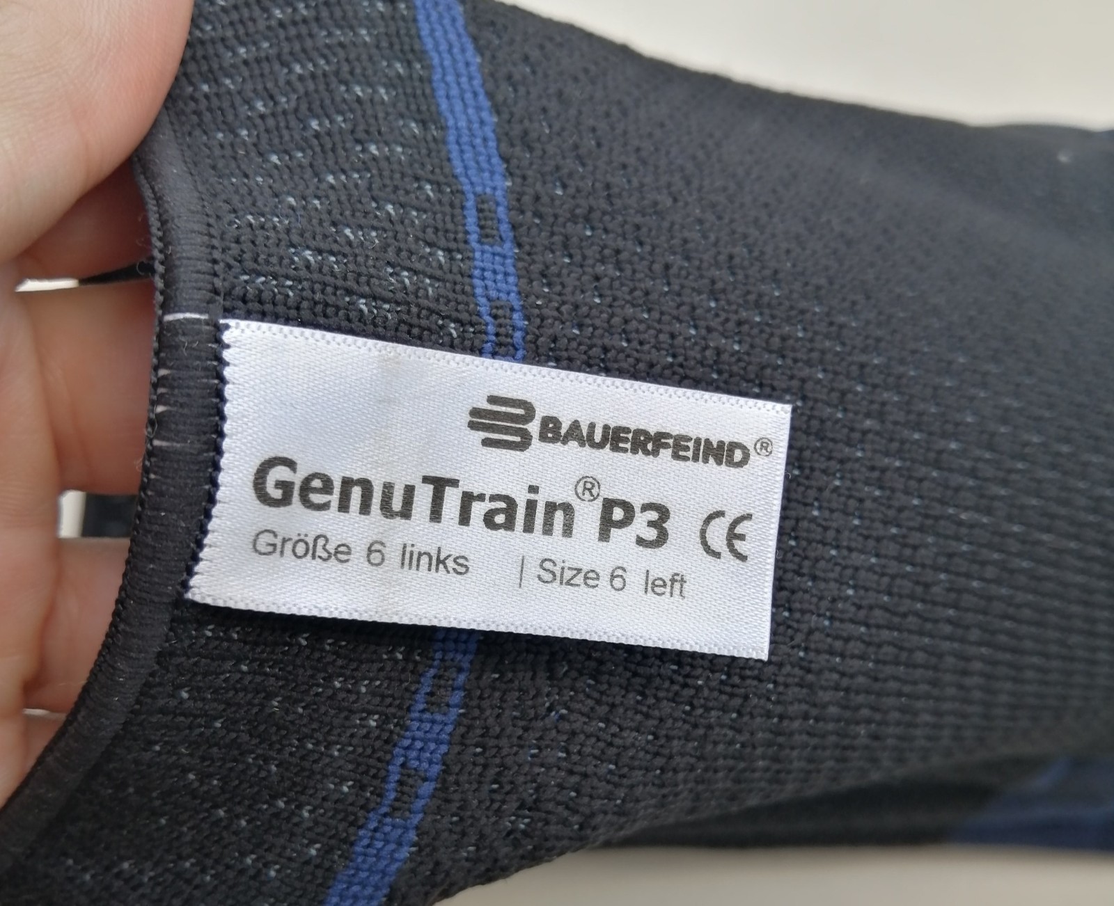 Bauerfeind Genutrain P3 Knee Brace Size 6 Left Size XXL Knee Support Black