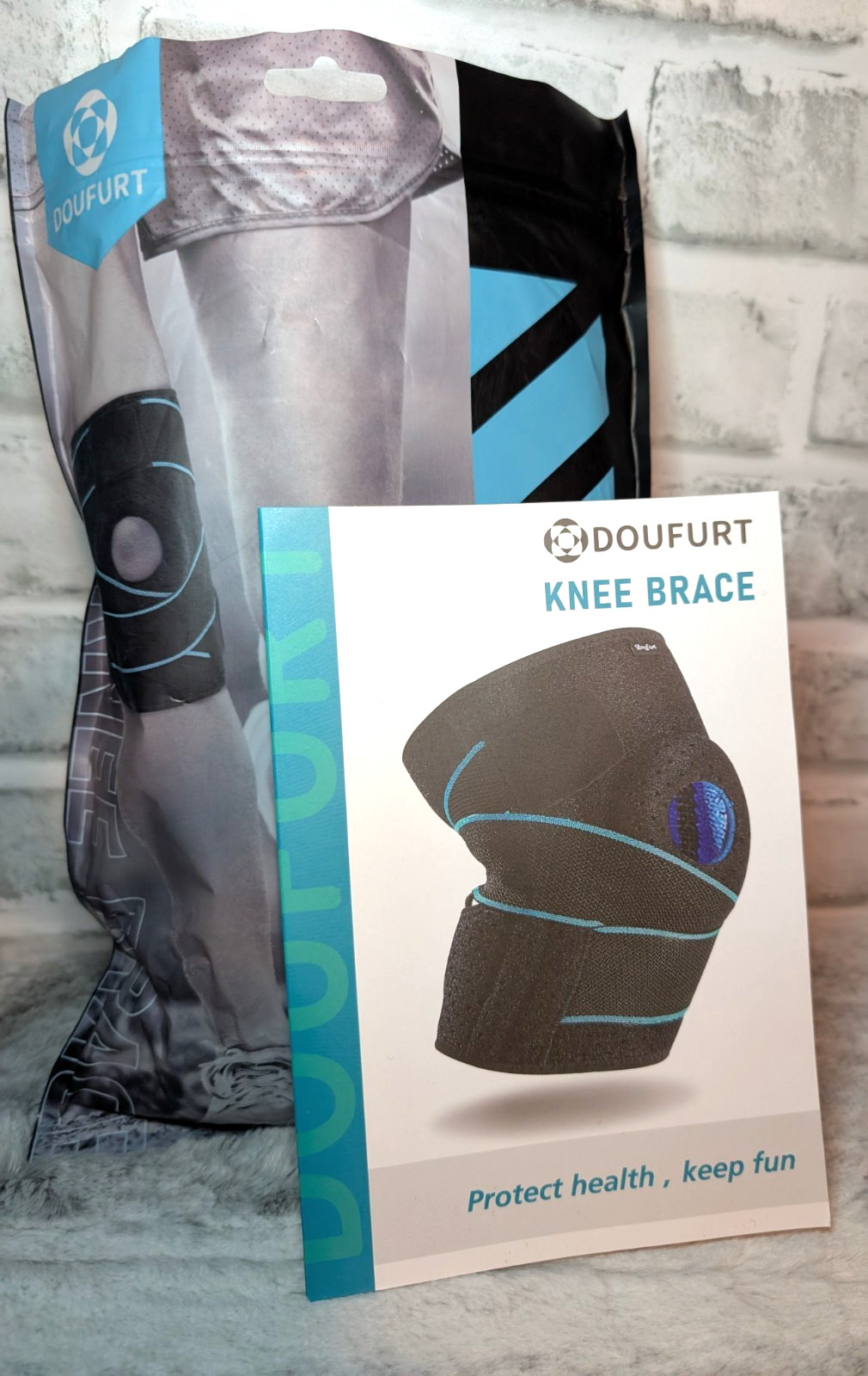 DOUFURT Knee Brace With Side Stabilizers Size XL Blue & Black