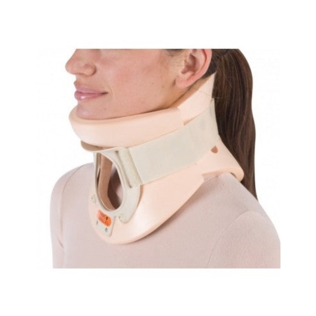 Philadelphia Cervical Collar With Tracheostomy Hole – Donjoy California