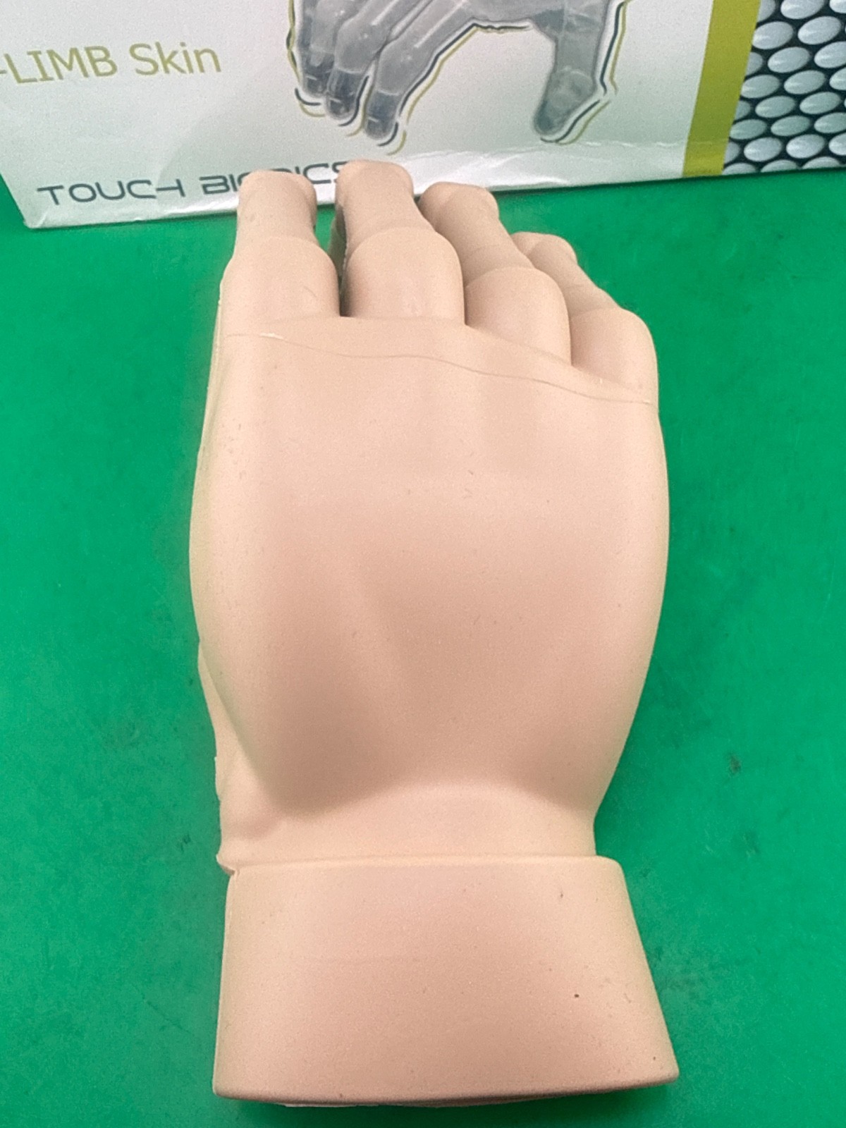 Ilimb Ossur touch bionics right prosthetic hand cover or glove. Size medium. New