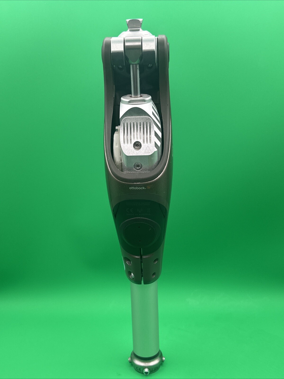 2013 Otto Bock OTTOBOCK Genium Prosthetic Knee. Does not include charger