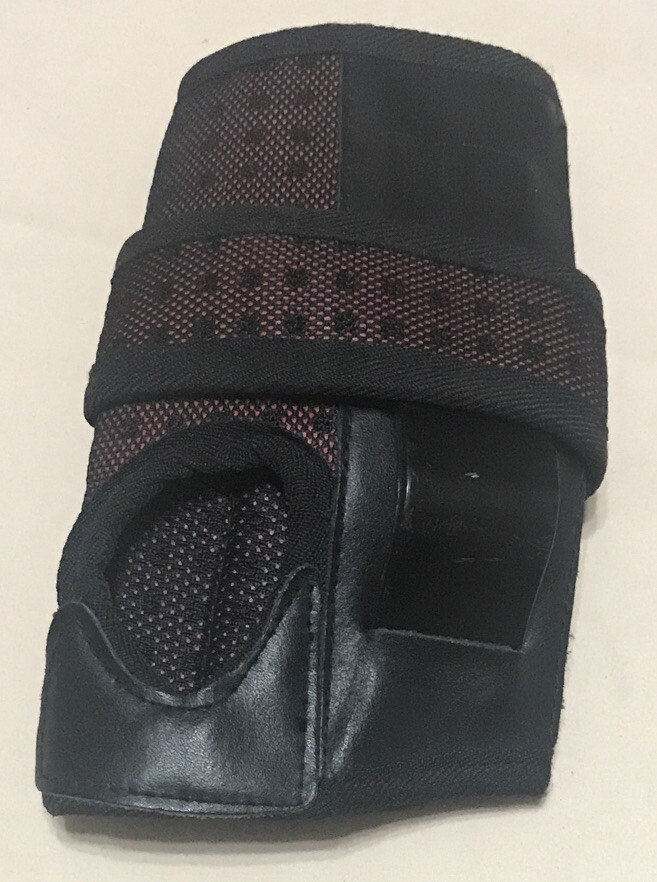 Franklin Wrist Brace Adult Large Air Cooled Design Athletic Support Right