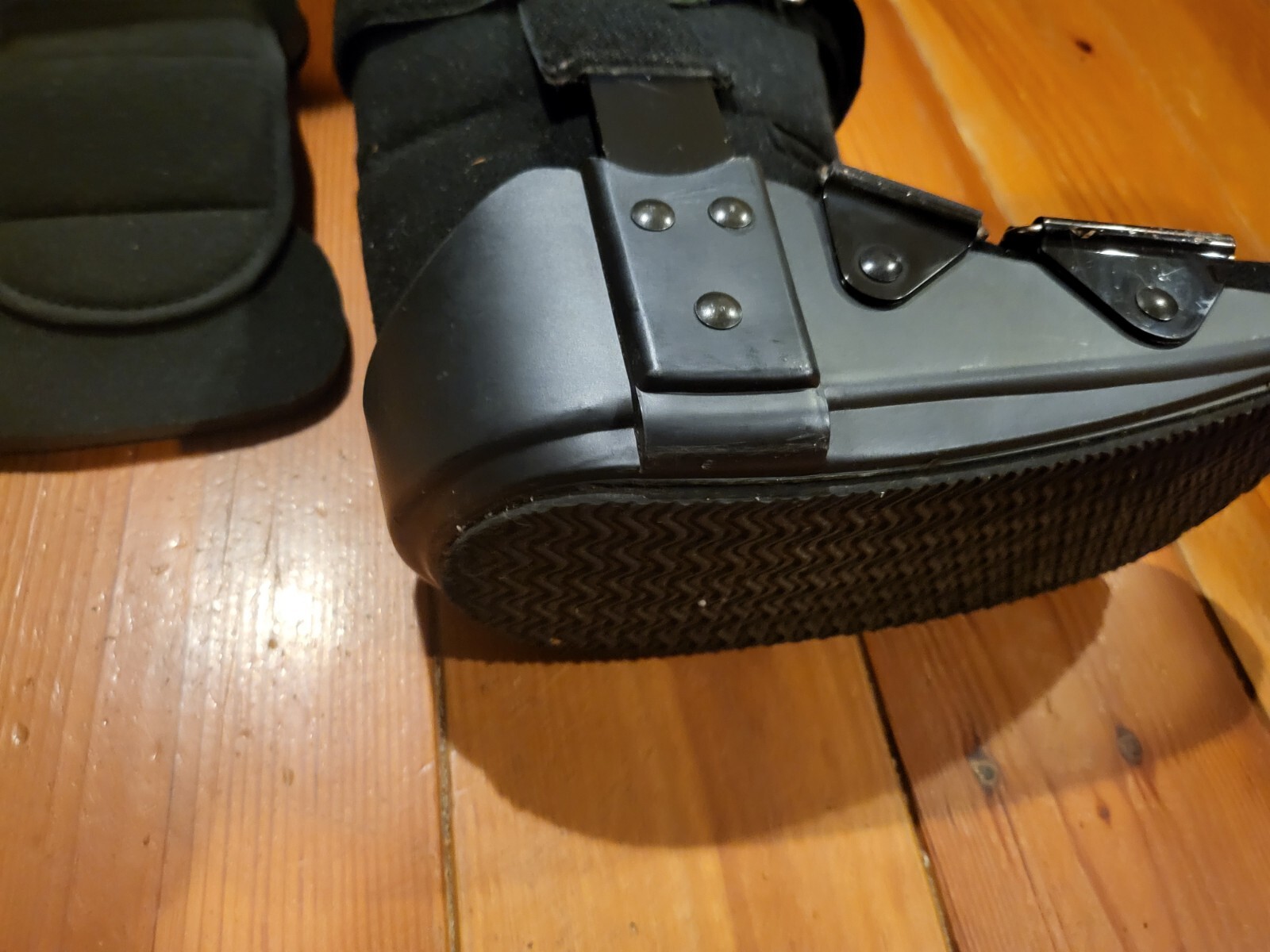 Fixed Ankle Brace Premier Used Size S