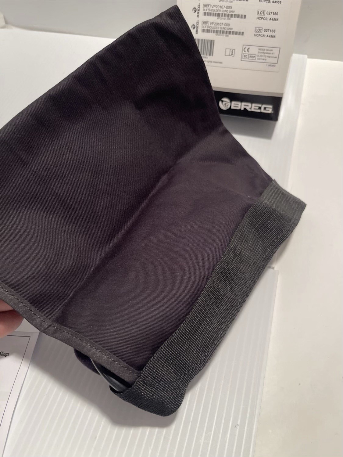 breg vp20107-000 universal deluxe shoulder sling