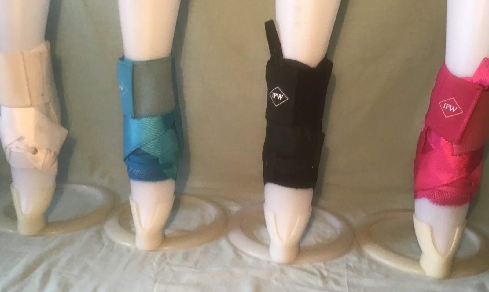 Pair of Quality Ankle Braces Free Postage Same Day Shipping OZ SELLER