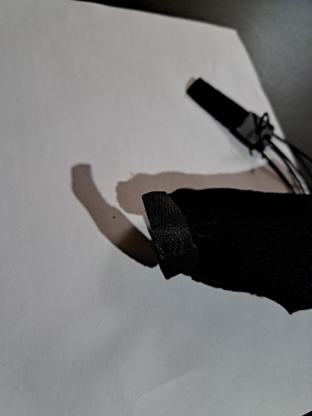 ACE Adjustable Thumb Stabilizer Fits Right Or Left Hand