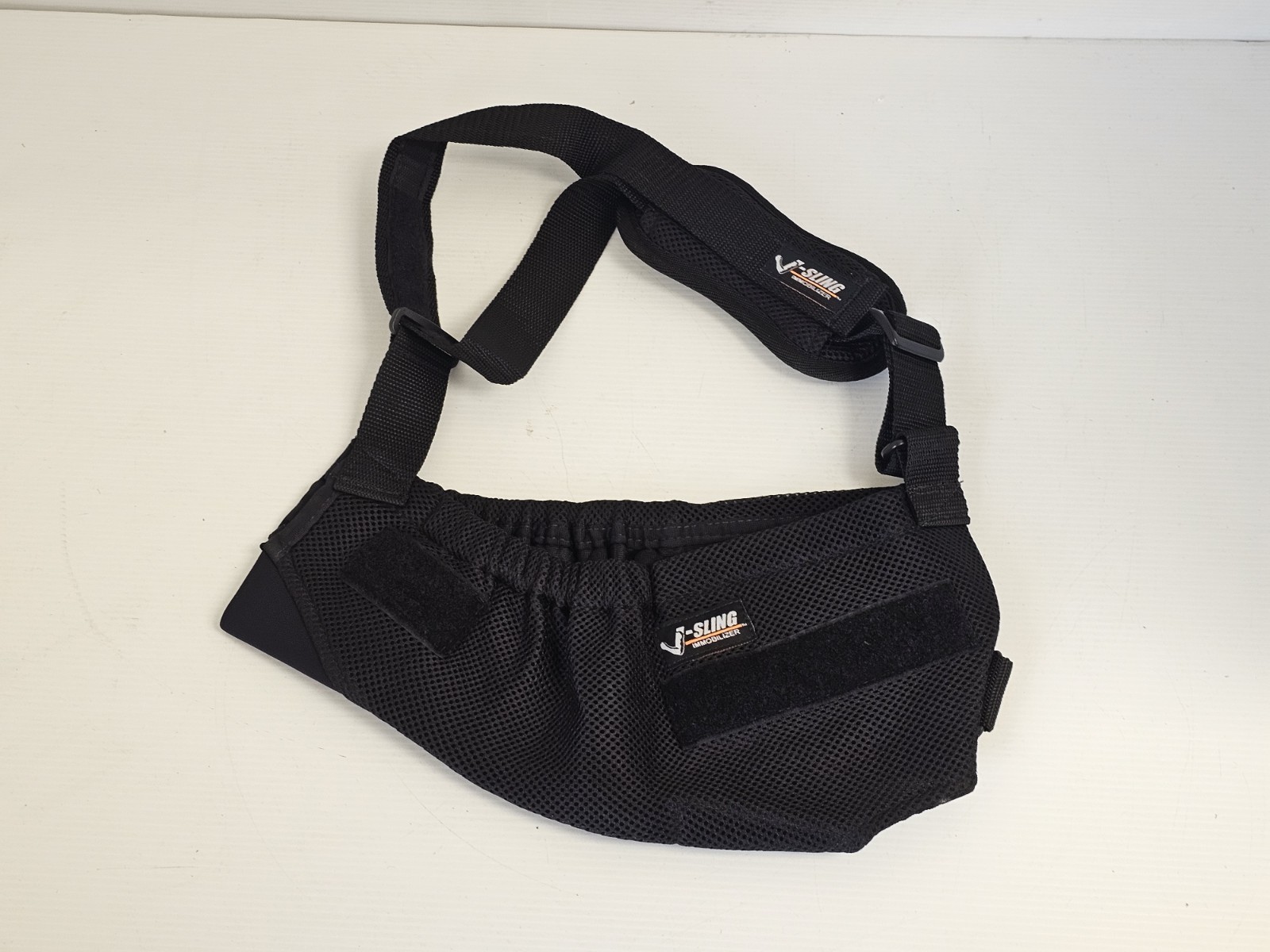 J-Sling Arm Sling Immobilizer Shoulder Support Adjustable Padded Black NEW