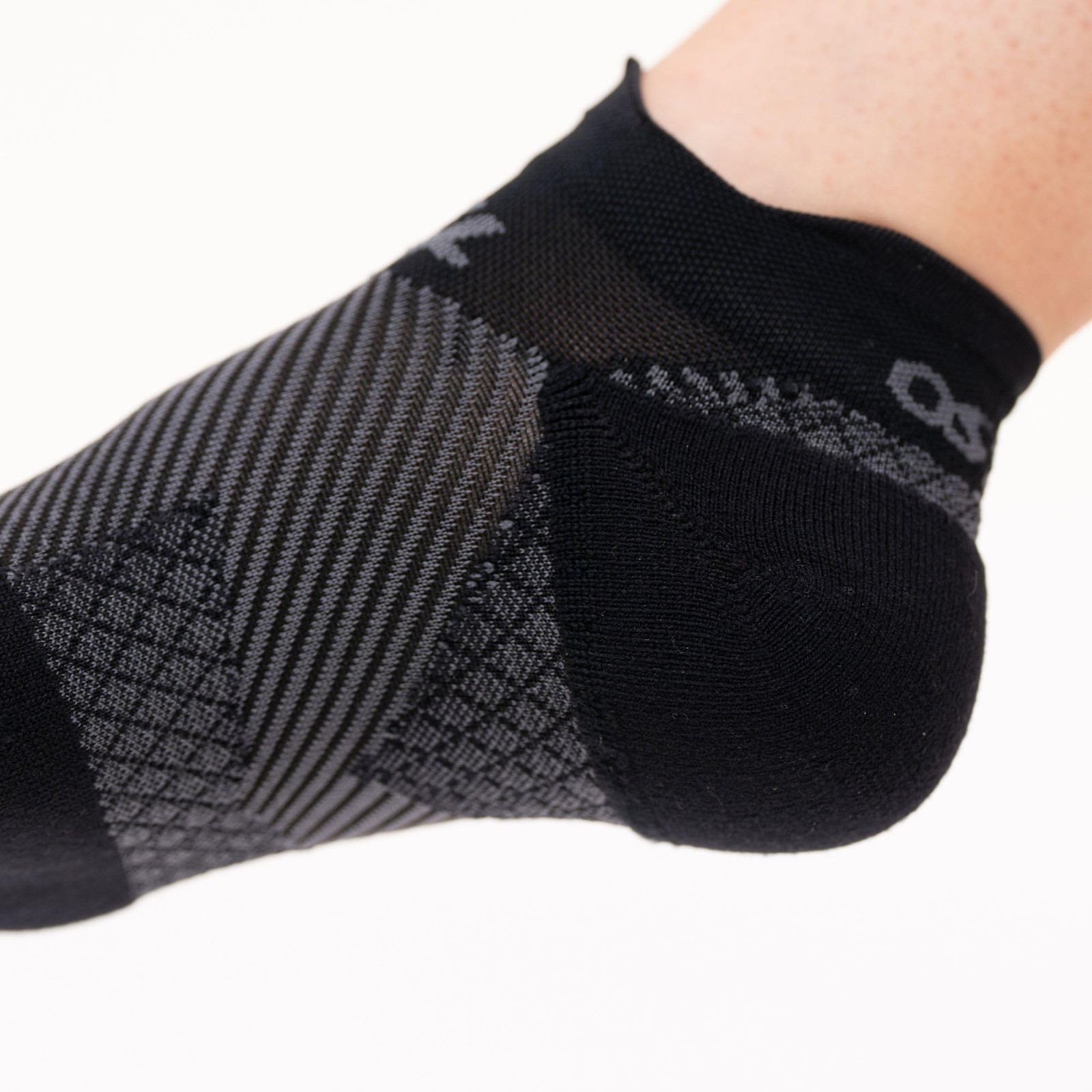 FS4 Orthotic Plantar Fasciitis Compression Socks Men Women White Medium 1 Pair