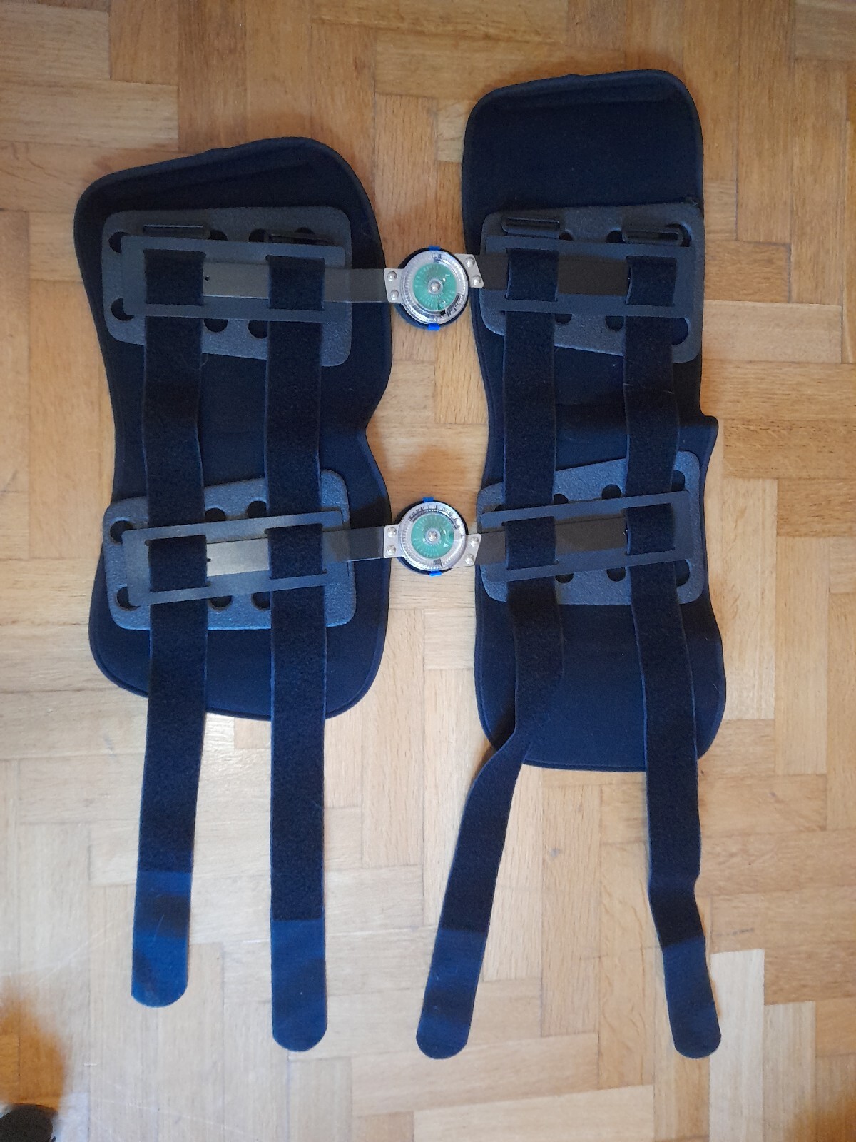 Tutore Ginocchio Post-Operatorio Taglia M colore nero marca: NIPPER