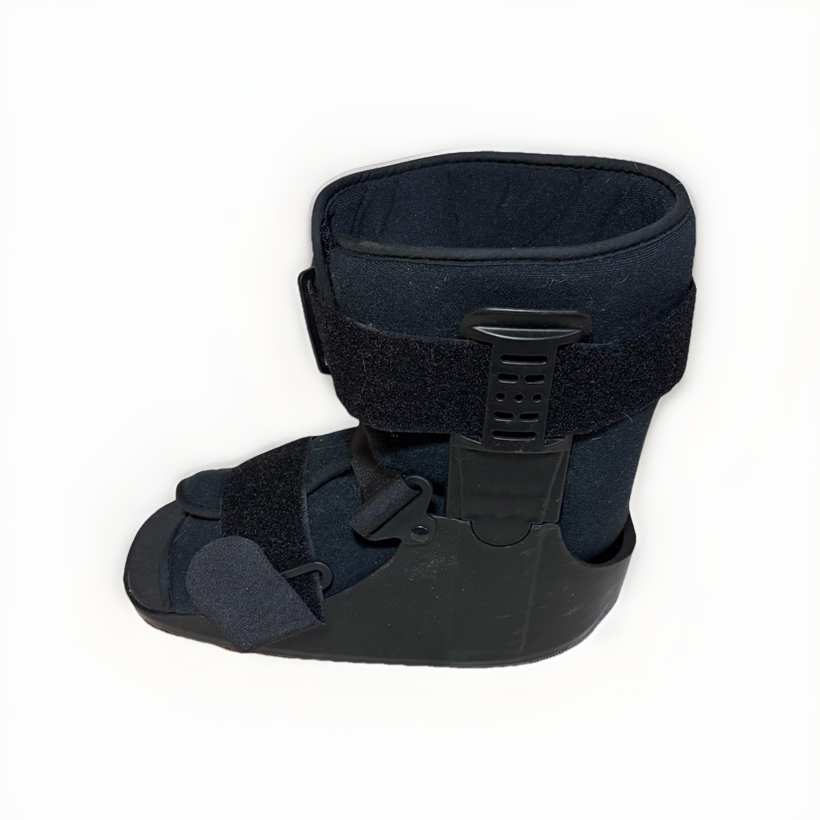 Medical Walking Boot with Inflatable Adjustable Support – Foot/Ankle Stabilizer