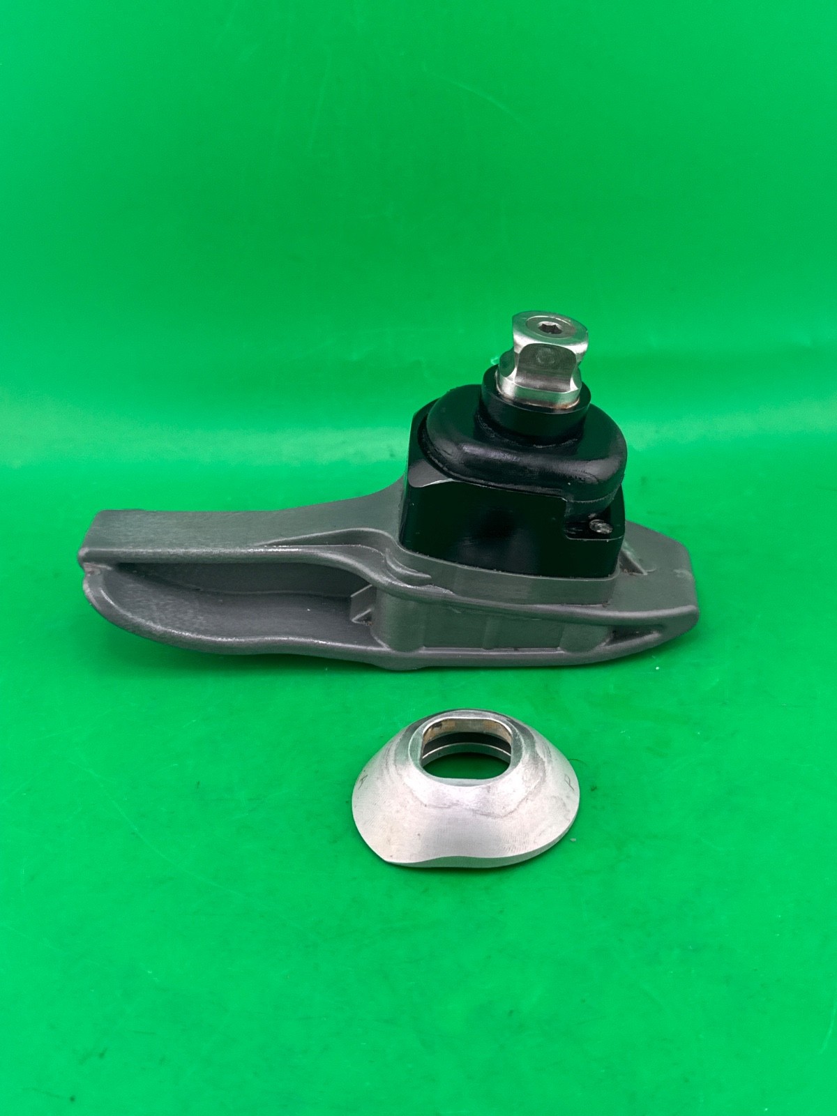 Endolite blatchford navigator prosthetic foot. Size 26. No shell