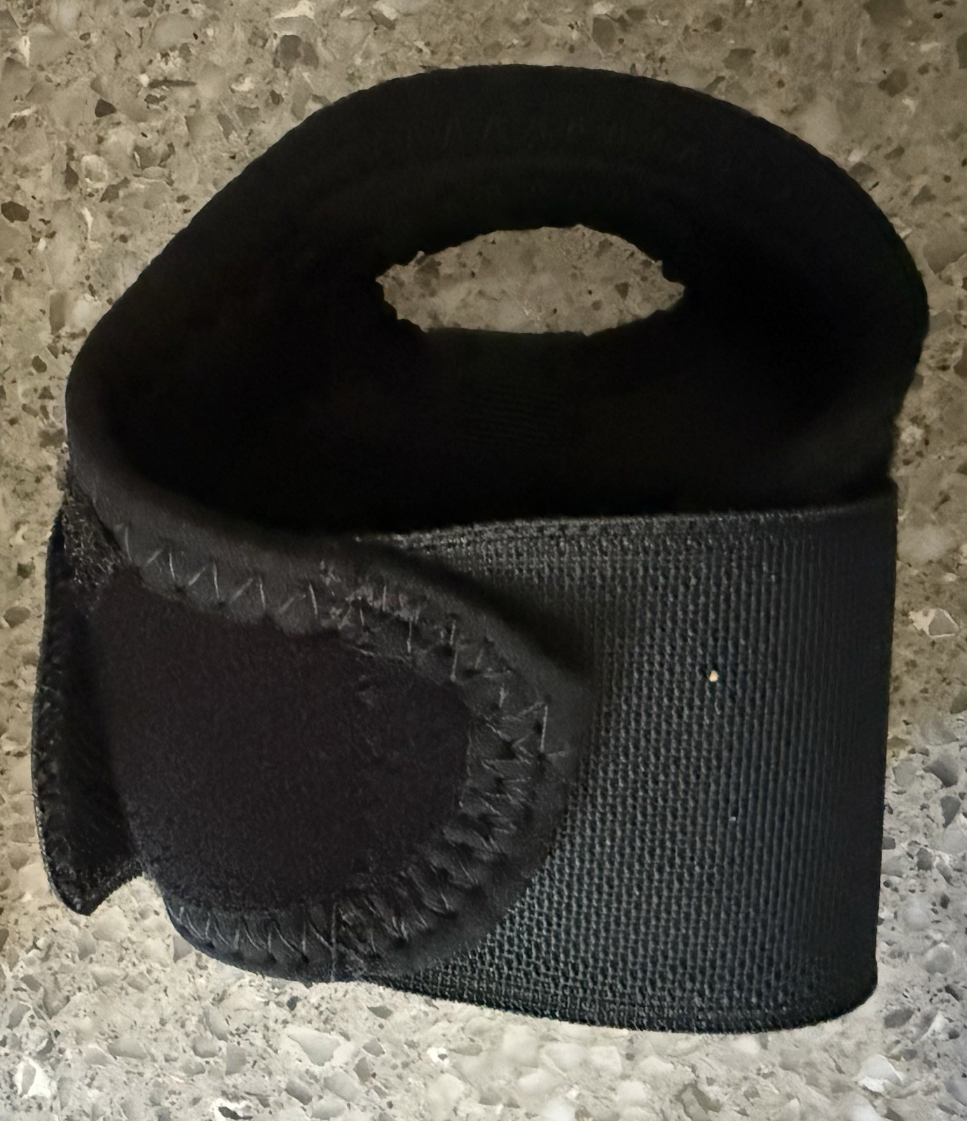 MedSpec CMC Thumb Support Brace Small Right Black Neoprene Stabilization