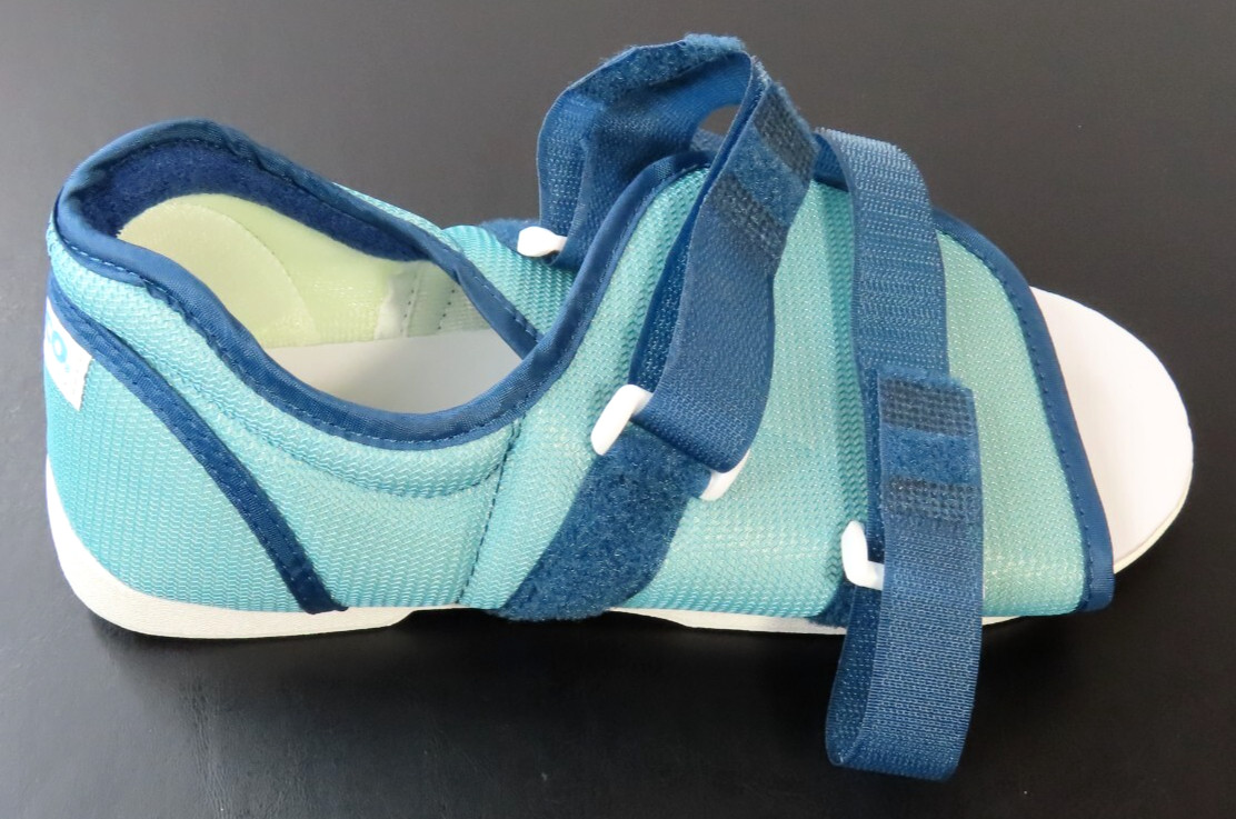 Darco MedSurg Navy Blue Post-Op Shoe Large Hook and Loop