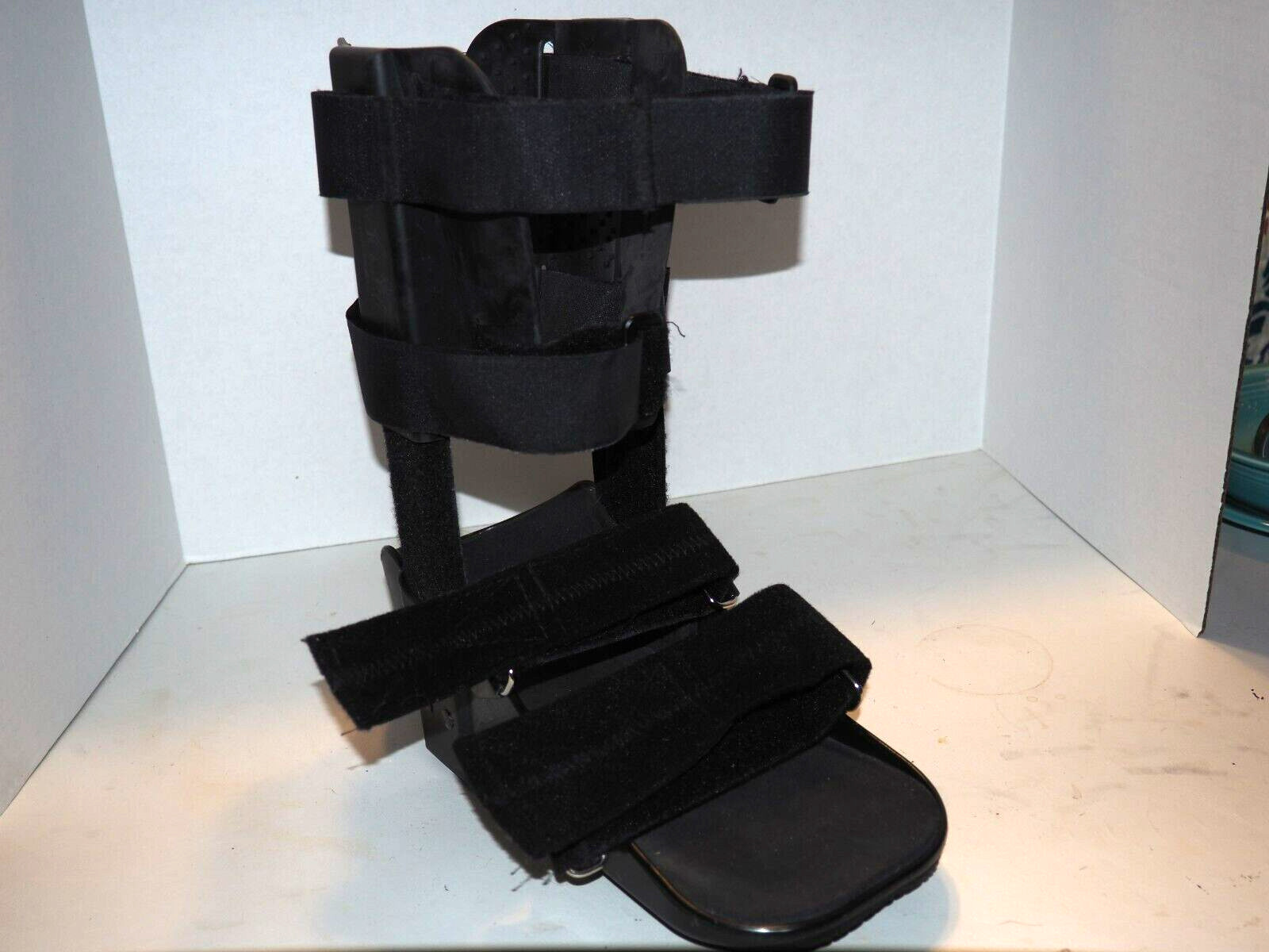 MEDICAL BOOT medium, size 11 foot 13″ high, black color