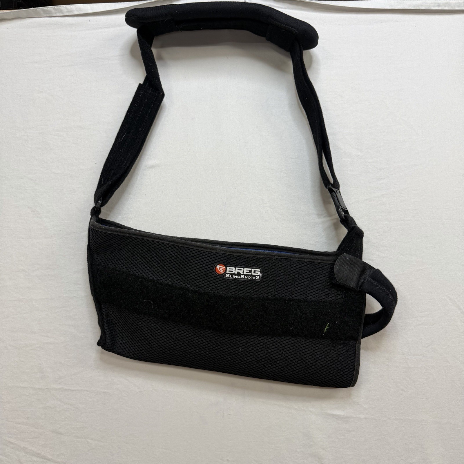 BREG SLING SHOT 2 Shoulder Support Sling Black