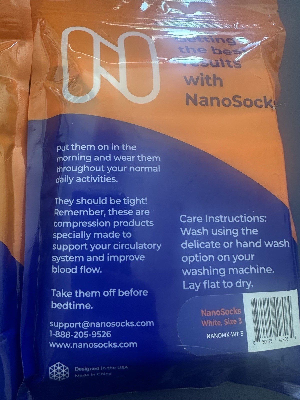 2 Nanosocks Socks 3D Nano-Weave Technology Nanomx-WT-3 White + Black Size 3 NEW