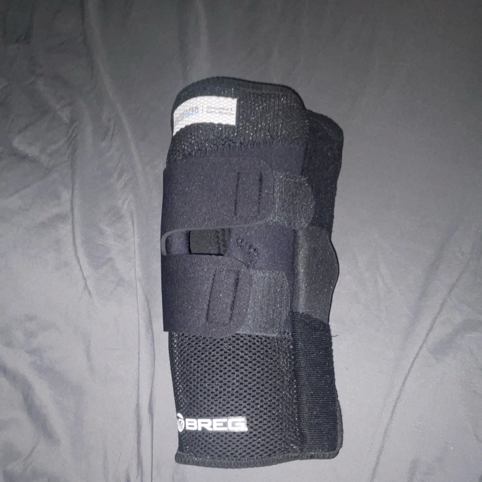 Breg Adjustable Neoprene Knee Brace Black Medium CE Certified Model 11232