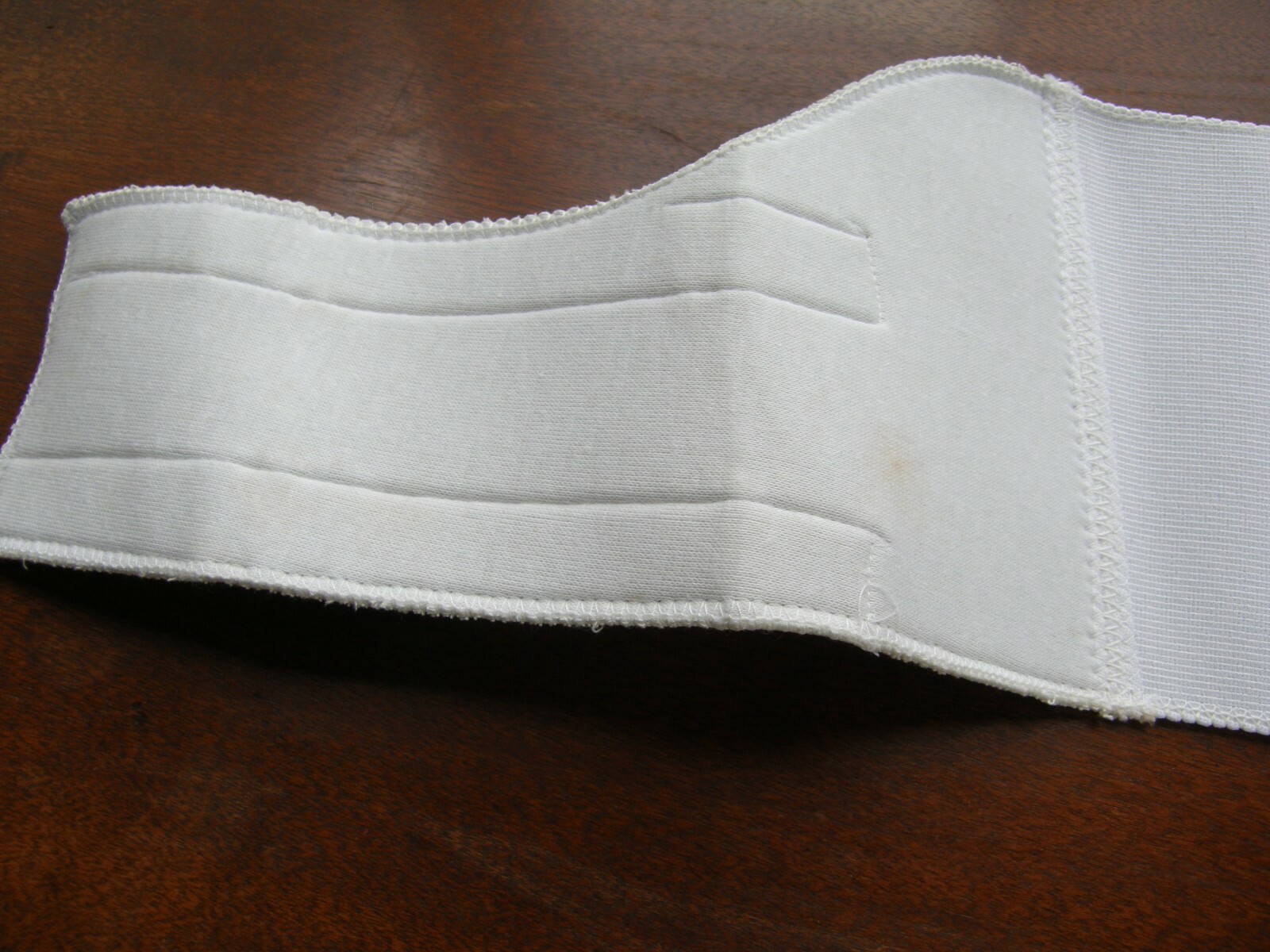 3912) Kendall-Futuro Female Rib Belt SZ S 23-26″ 40% Rubber/Elestane 60% Cotton