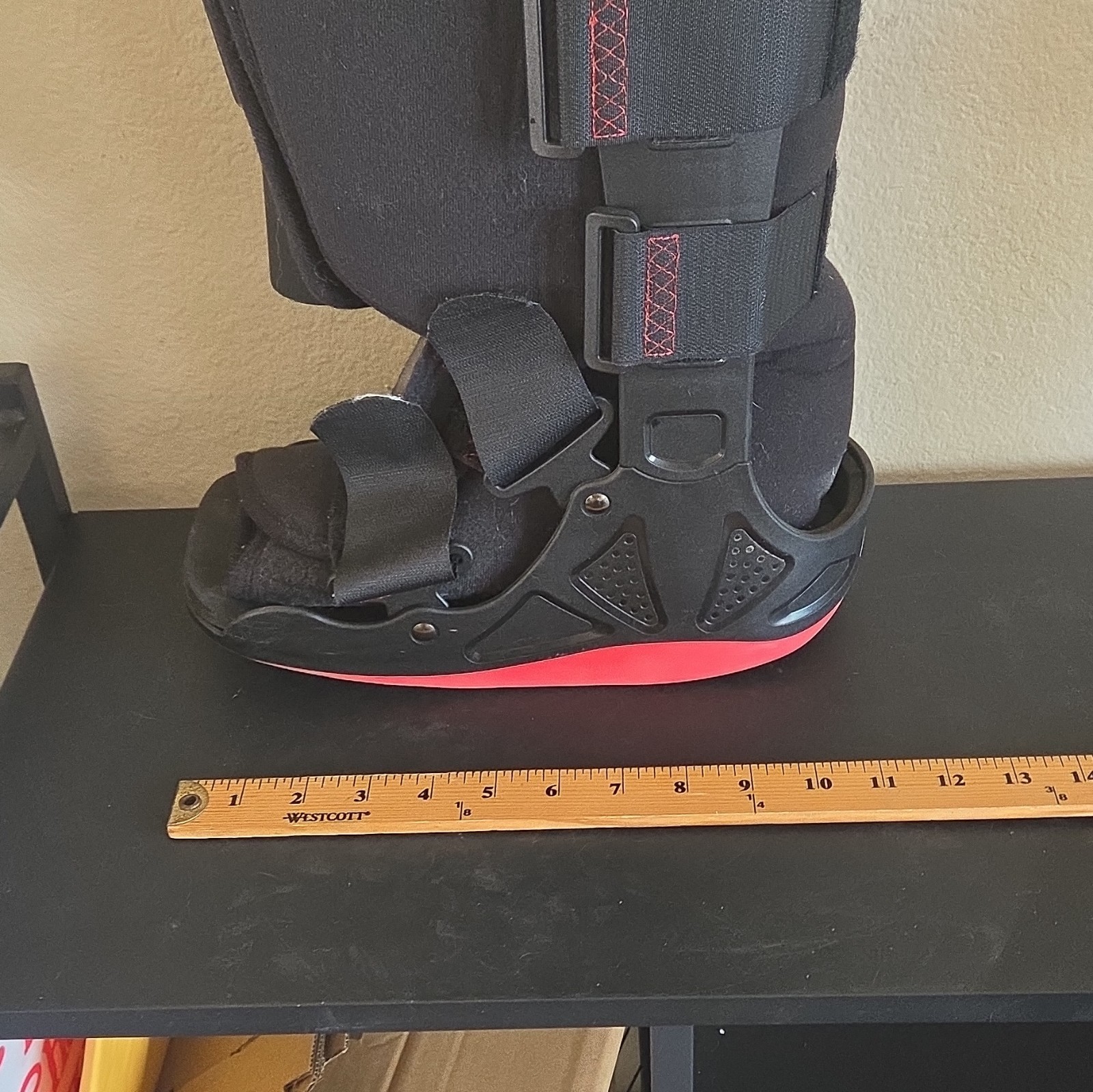XcelTrax Adjustable Walking Boot Immobilizer, Black/Red, Size M, CE
