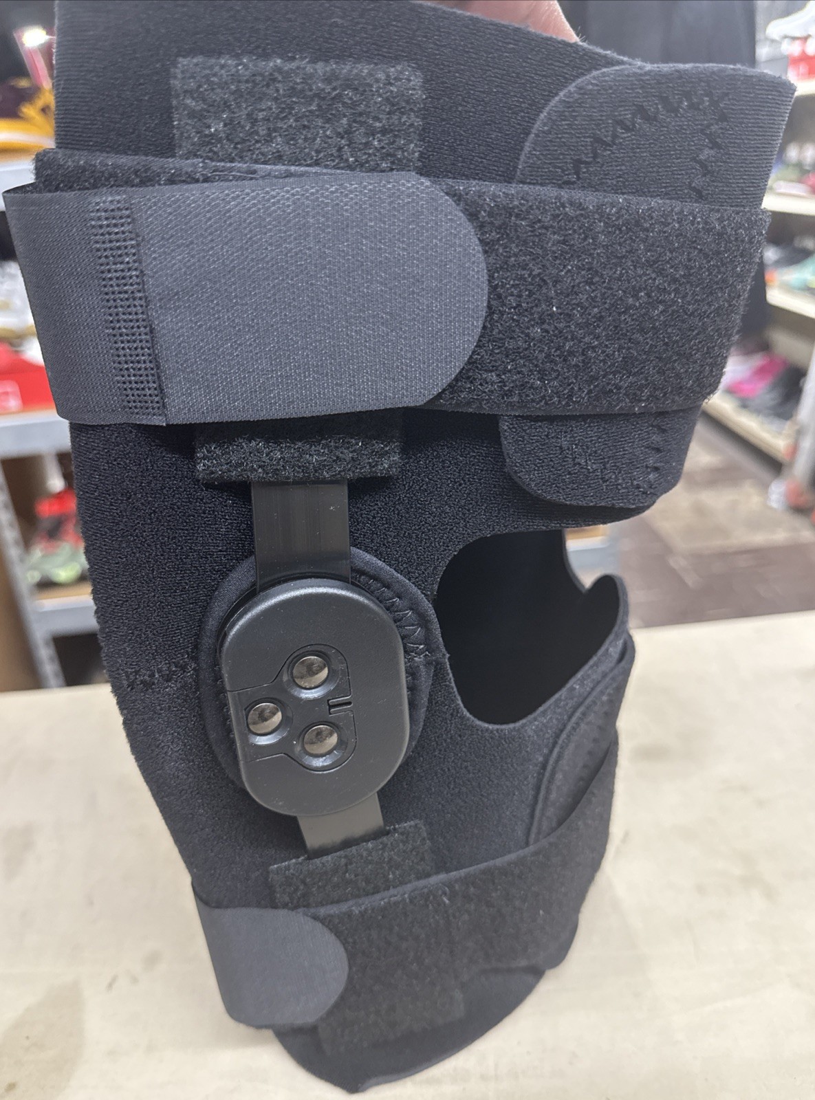 New Thermotek Hinged Knee Brace L/XL Support Protection 13”