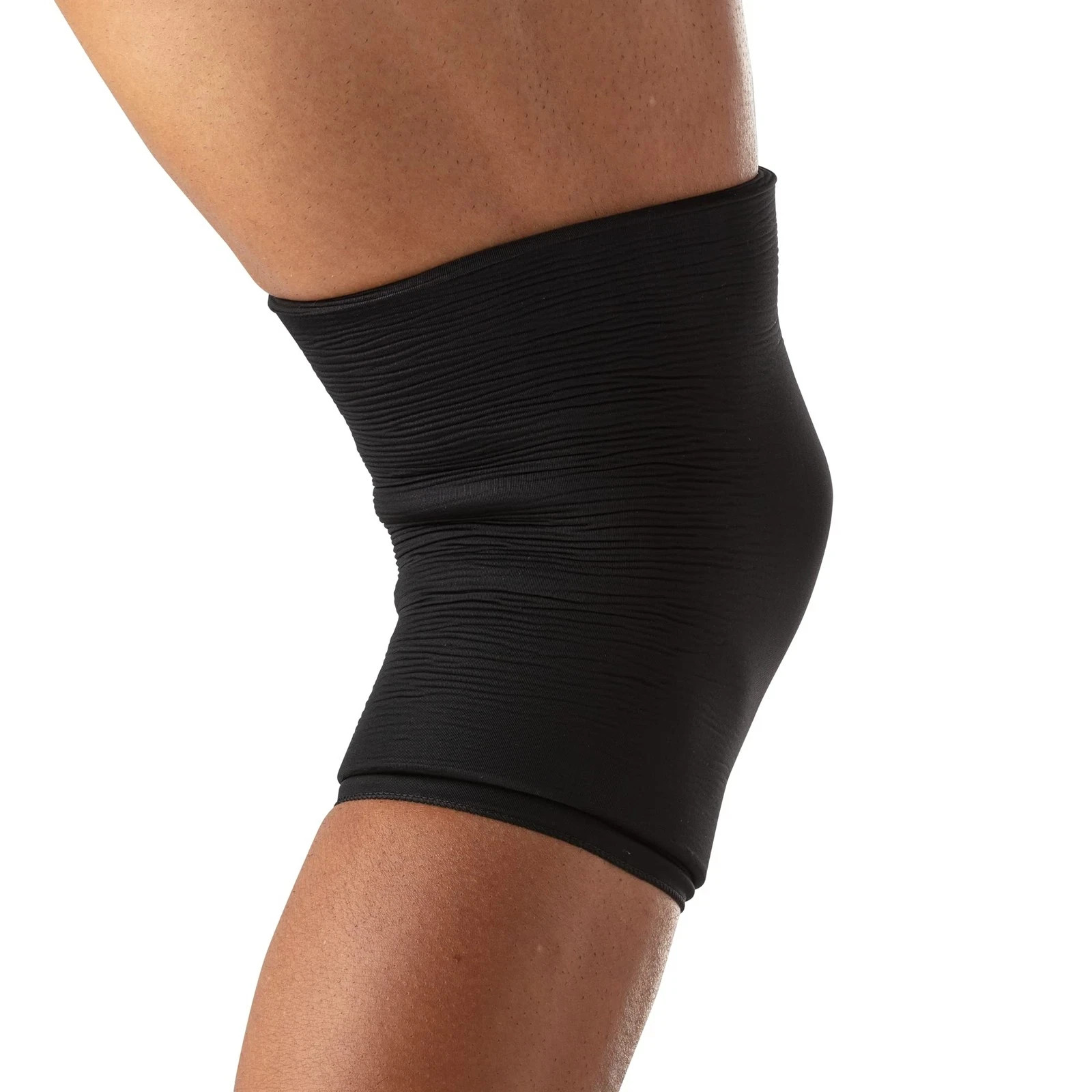 Shock Doctor Recovery Flex Ice Therapy Knee Thigh Compression Sleeve, Size M