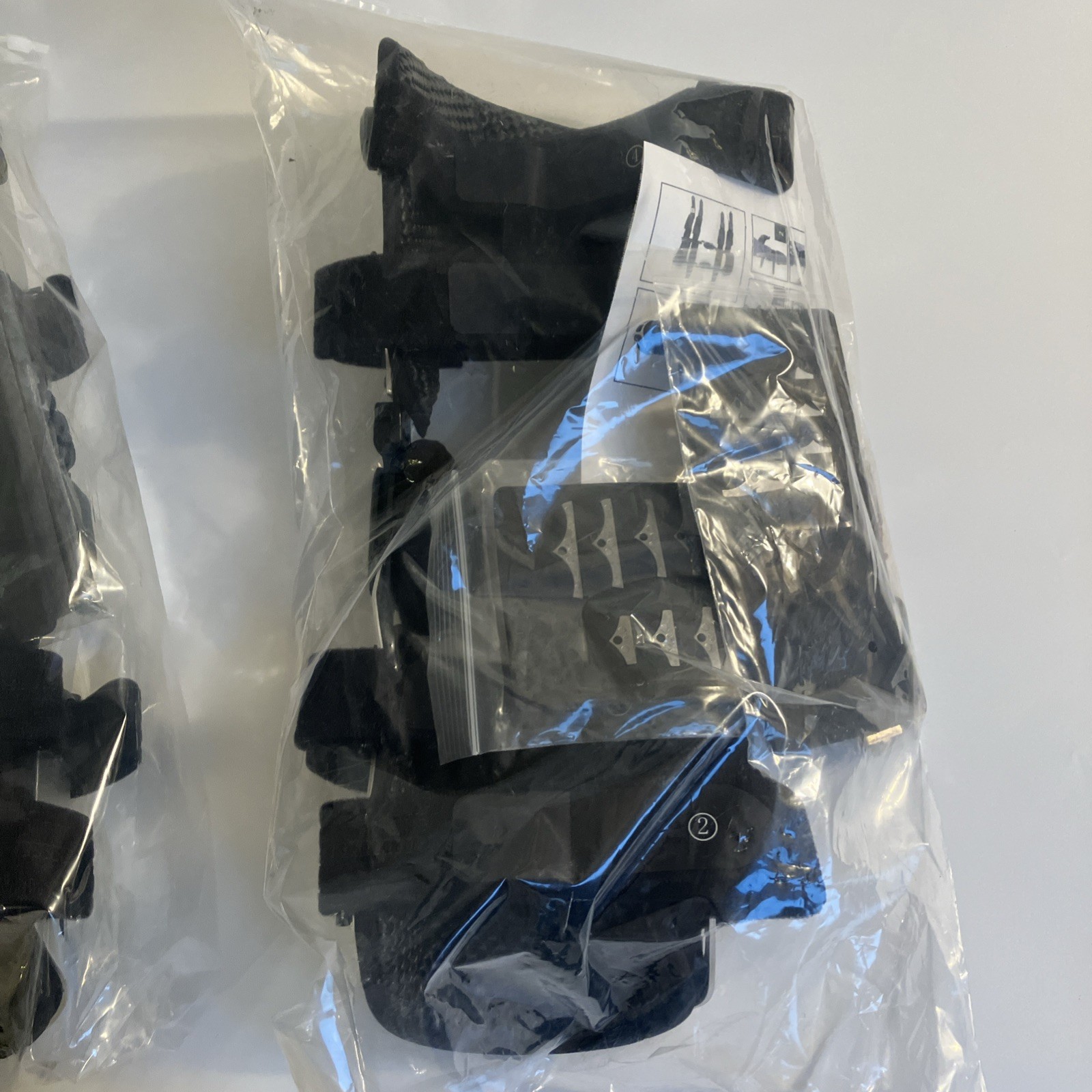 Dr Medical The Dual OA Reliever, L&R Knee Adjustable Brace Support Size: Medium