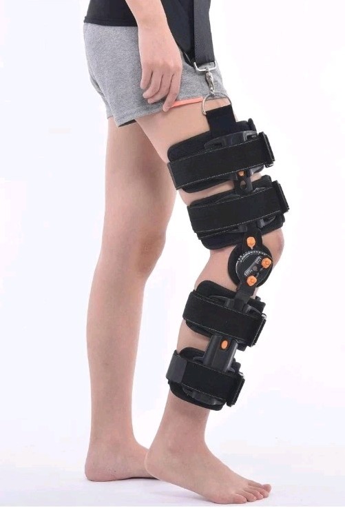 Hinged/ Locking ROM Knee Brace, 18″L Adjustable Thigh /Calf. Post Op. New