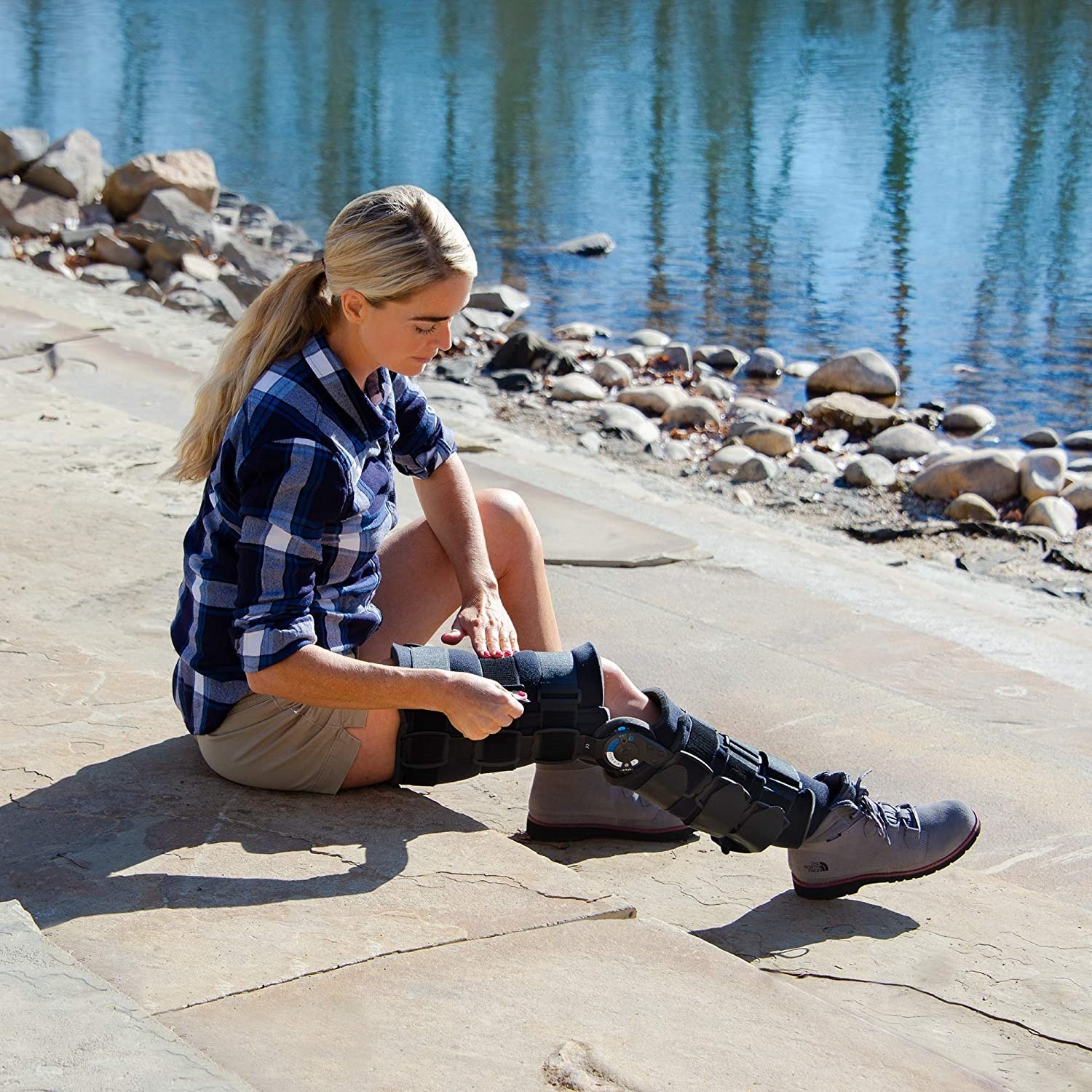 Össur Adjustable Post-Op Knee Brace w/ Range of Motion Control for Knee Injuries