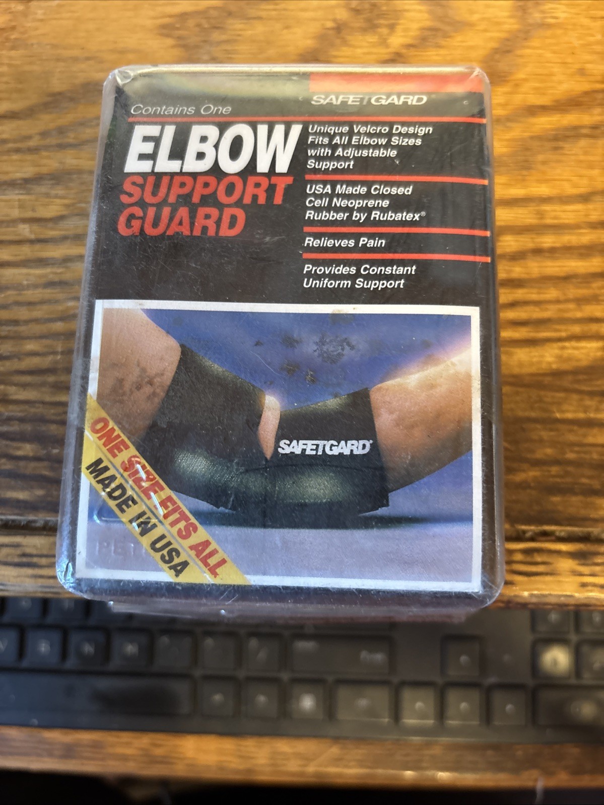 SAFETGARD Elbow support Guard Made USA 1 Size Fits All New In Box