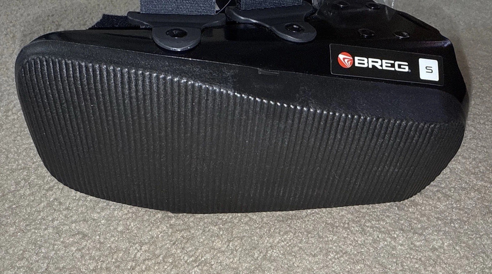 Breg AdjustaFit Walker Boot for Fractures & Recovery – Small – AL053003 – New