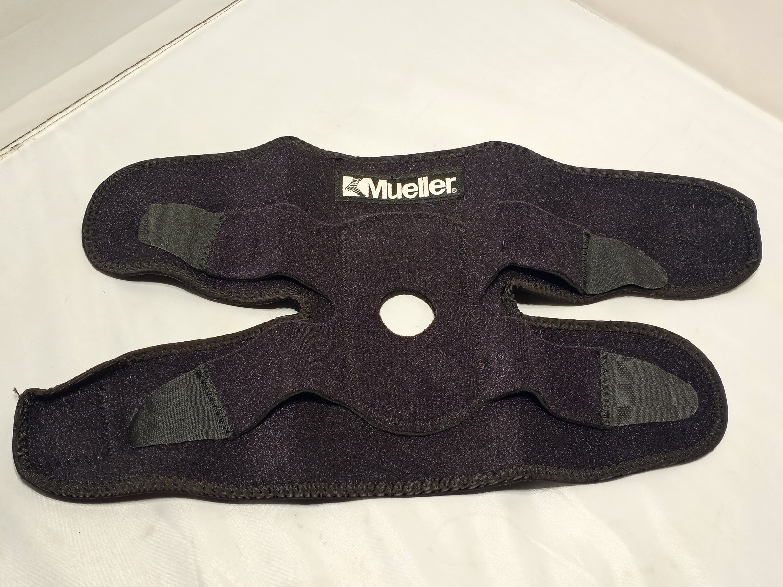 Comfortland Universal Hinged Wrap Around Knee Brace CK-110 L1833