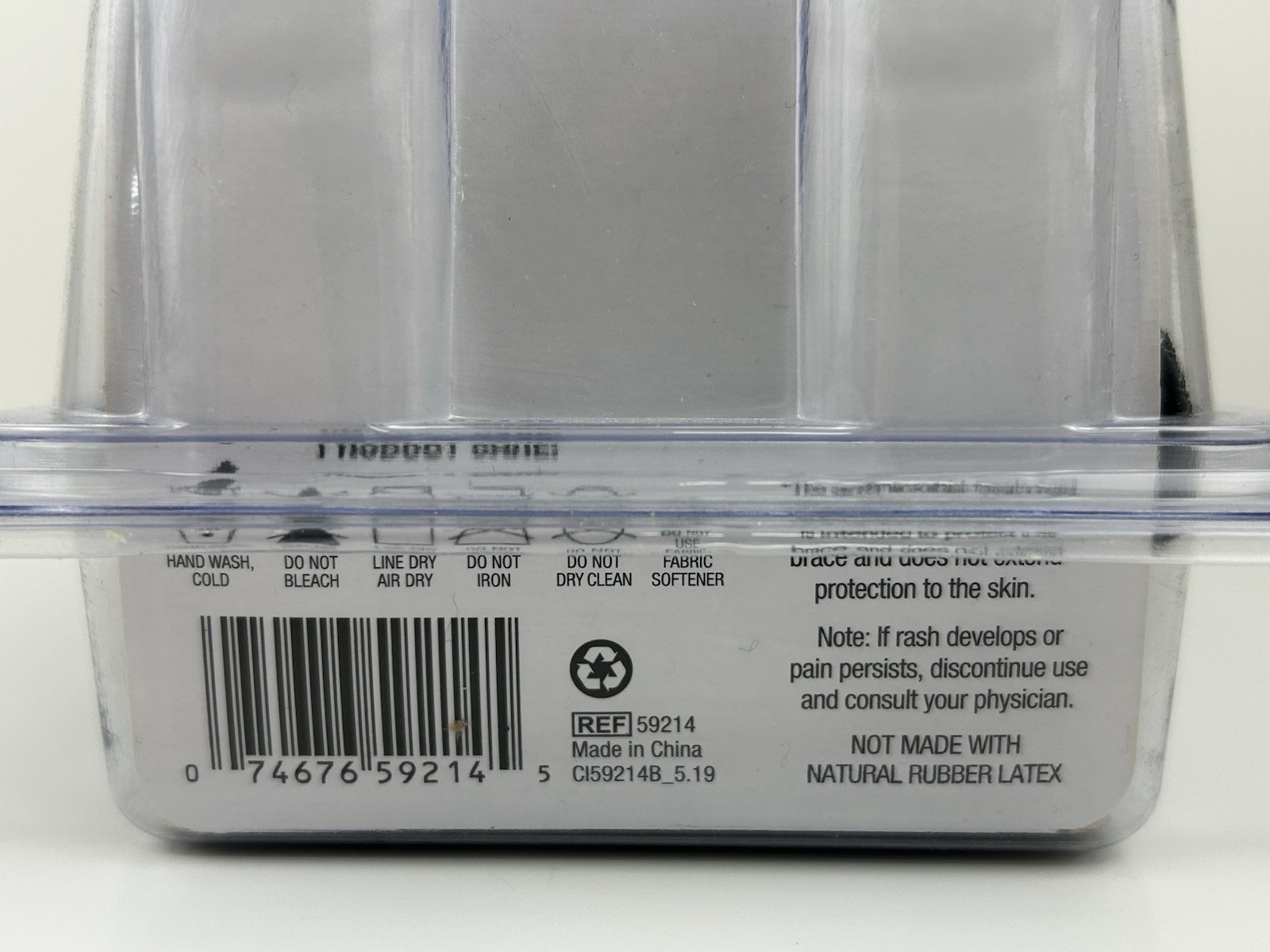 Mueller Sports Medicine HG80 Sport Care Premium Knee Stablizer XL Extra Large