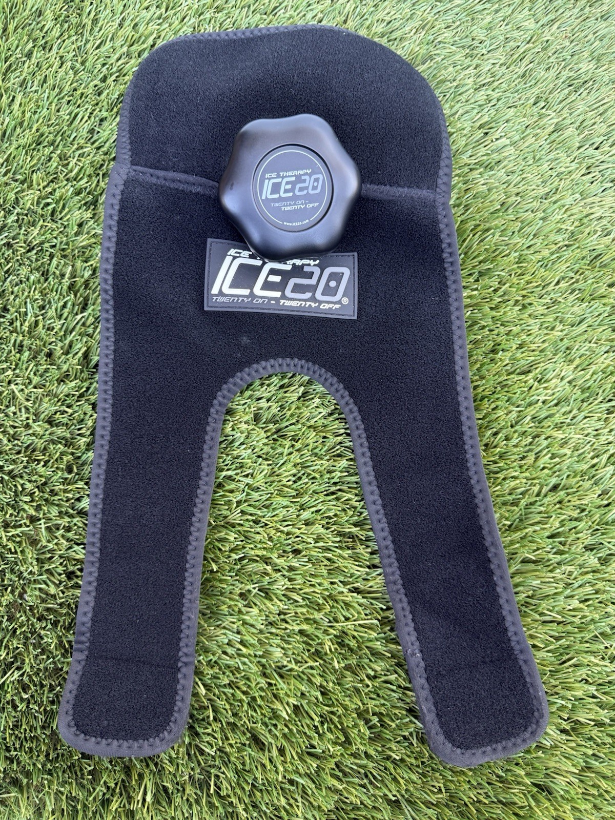 ICE20 Ice Therapy Compression Wrap Elbow And Small Knee