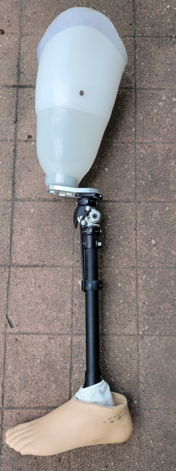 Below The Knee Prosthetic Bend Knee Flex With Bulldog Parts Trulife Left Leg