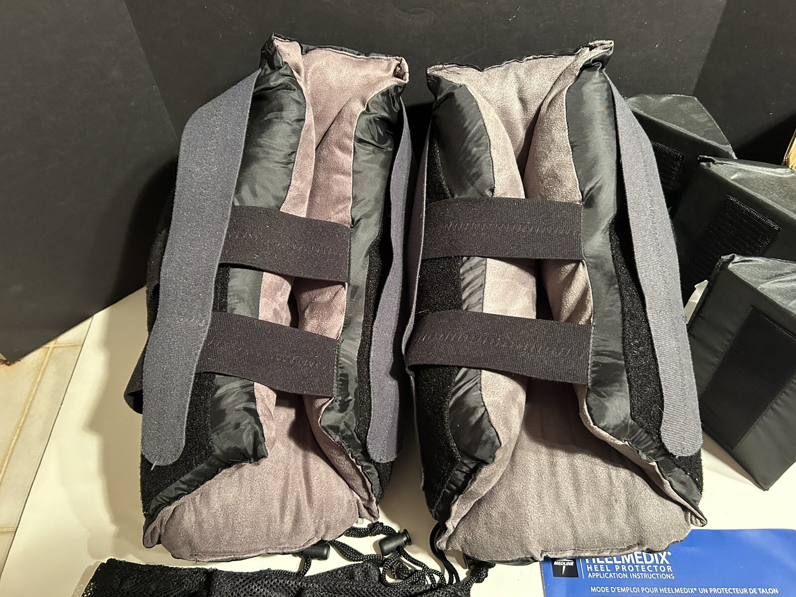 2 HEELMEDIX Heel Protectors size standard, 3 stabilizers & 3 mesh bags