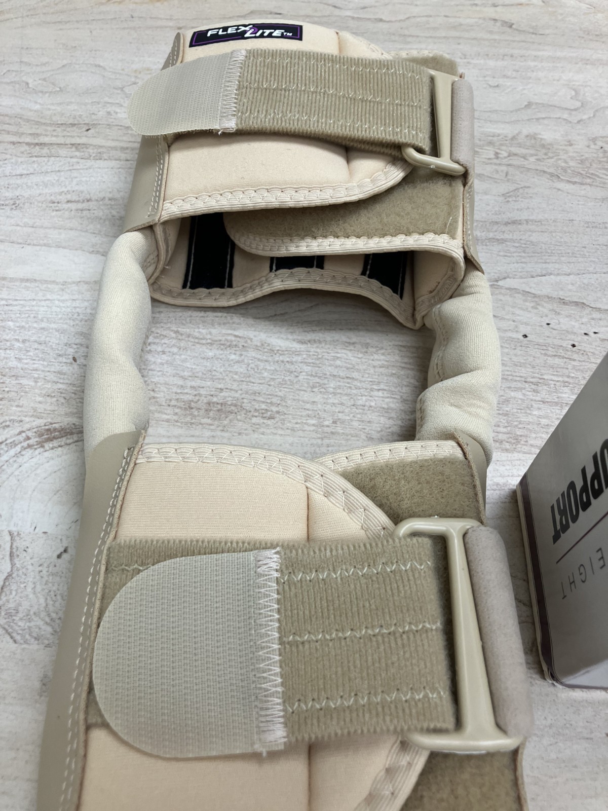 Flex-Light Hinged Knee Brace Size Small (Beige)