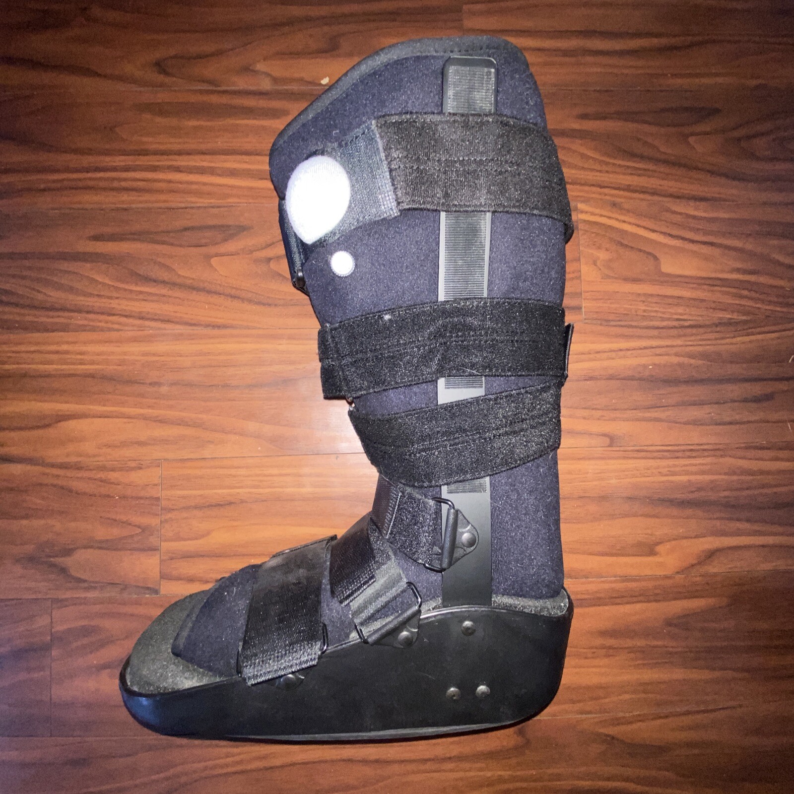 DJO – LLC MaxTrax Orthopedic Ankle Walking Boot- size Large