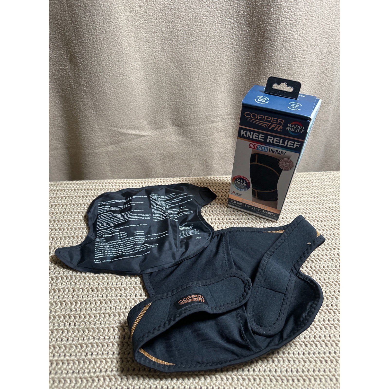 Copper Fit Rapid Relief Knee Wrap Hot Cold Therapy Adjustable Compression Sleeve