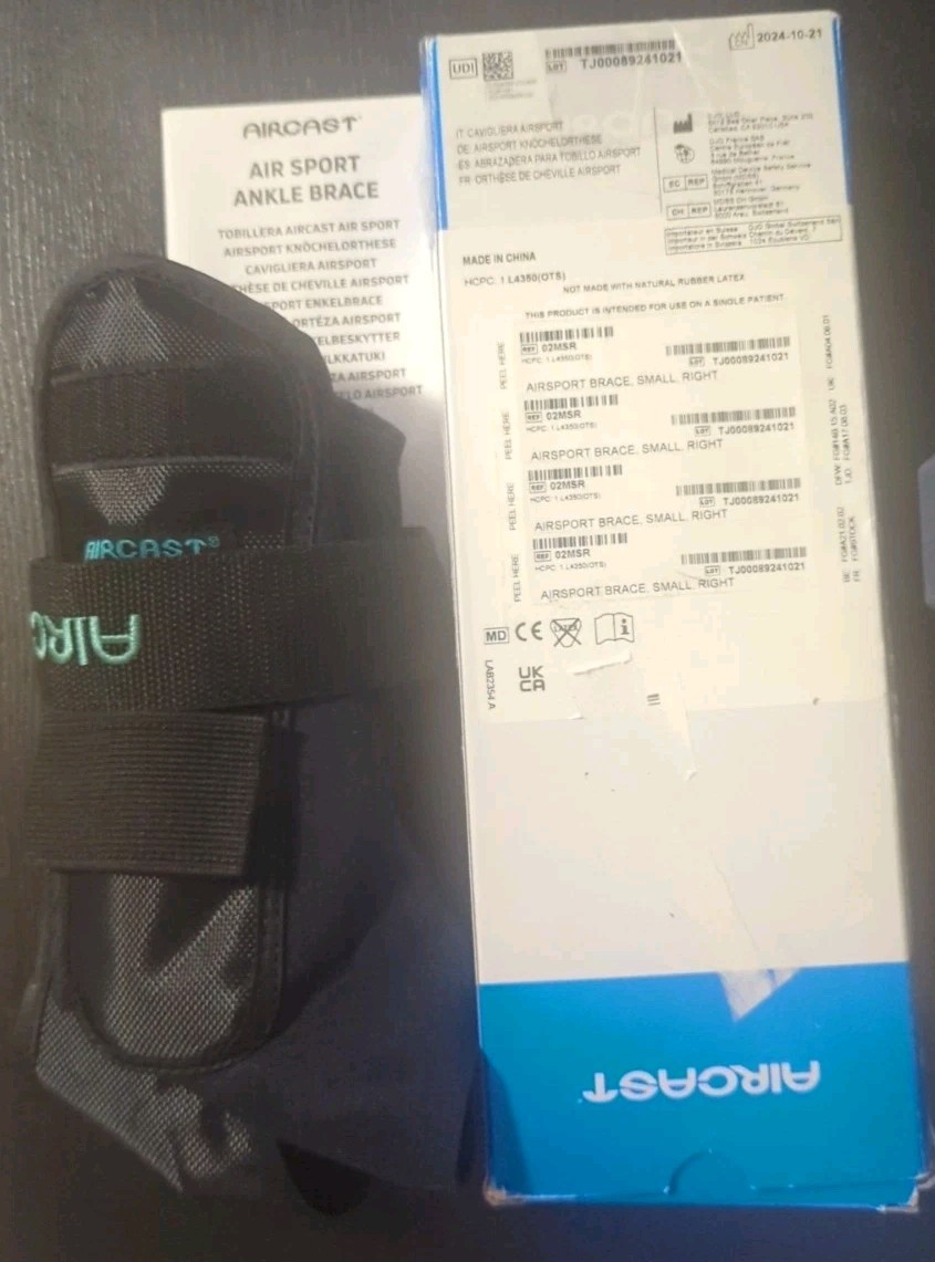 Aircast – AirSport Ankle Support Brace – Right – Small