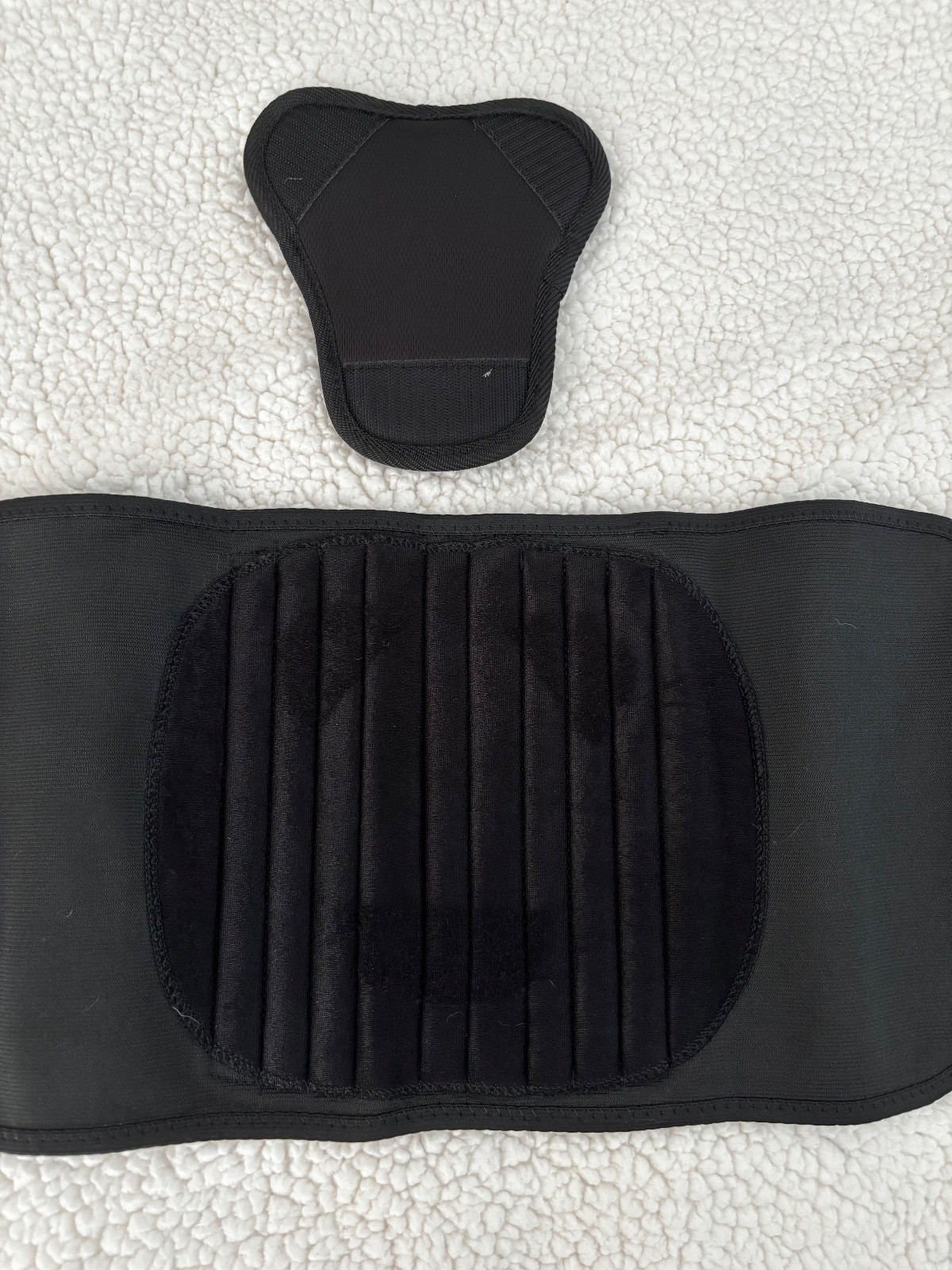 Mueller Maximum (Plus Size 50-70″ Waist) Adjustable Back Brace with Lumbar Pad