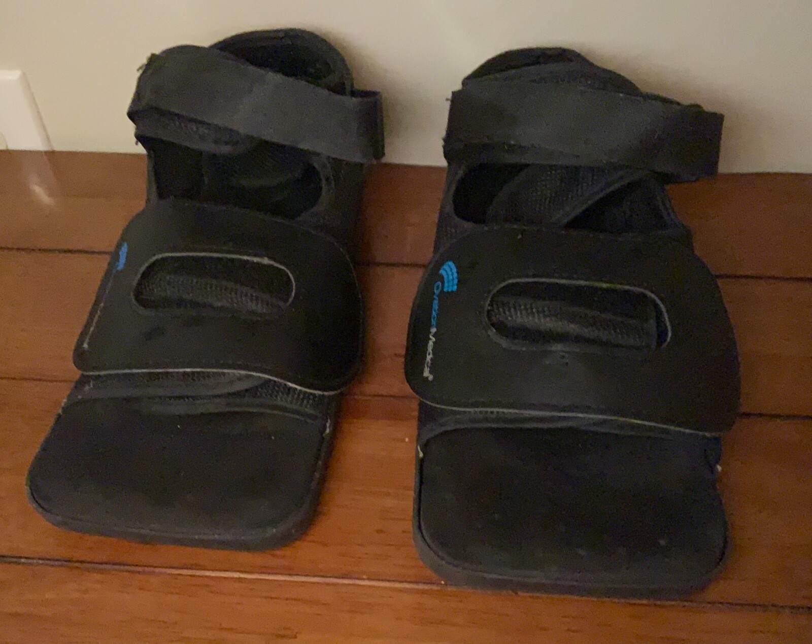 Pair of Ovation Medical Surgical Shoes Post-Op Square Toed Sandals