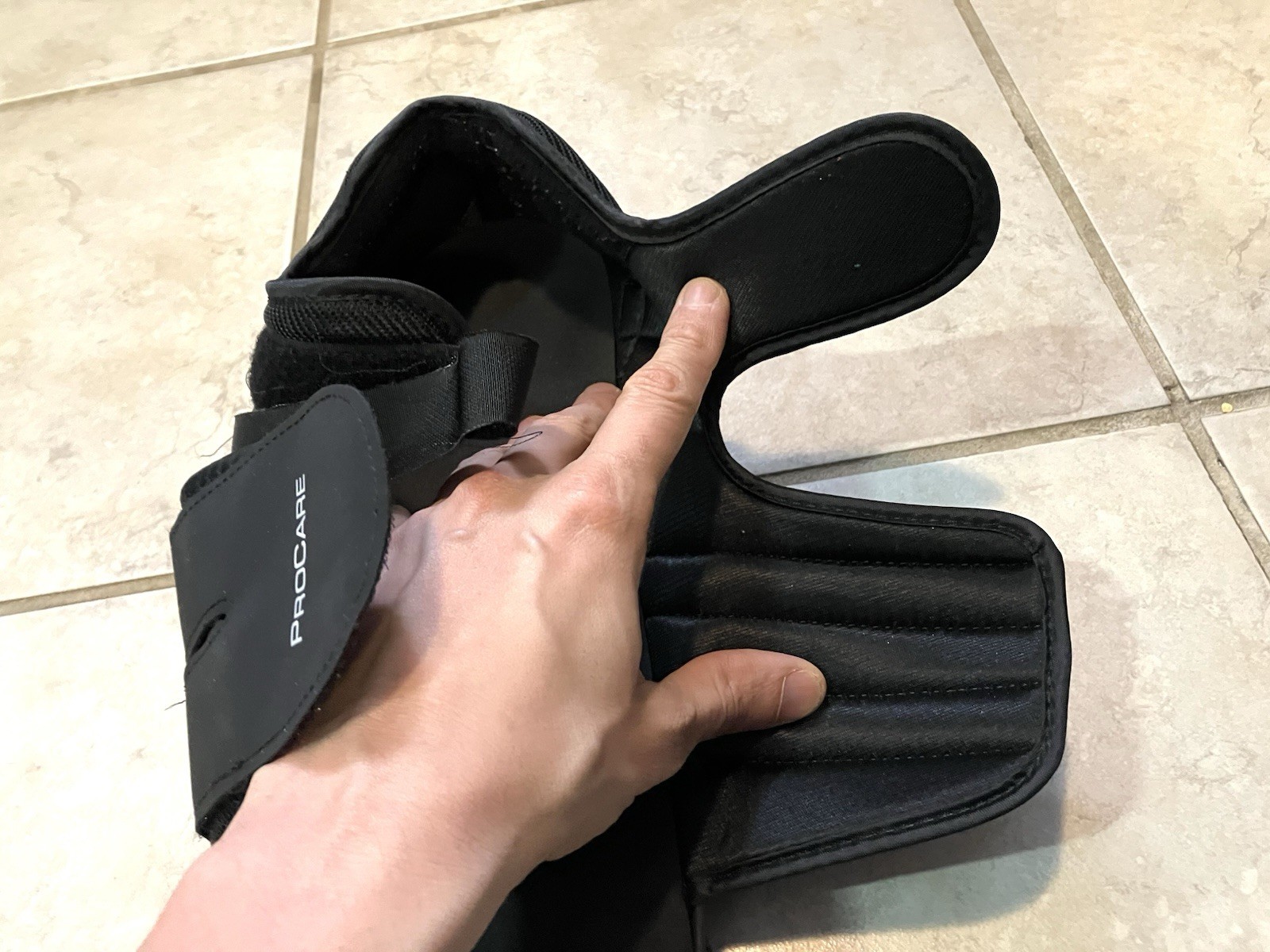 ProCare Squared Toe Post-Op Shoe Size: LARGE Men ( 9.5-12) Or Women’s (10-13)
