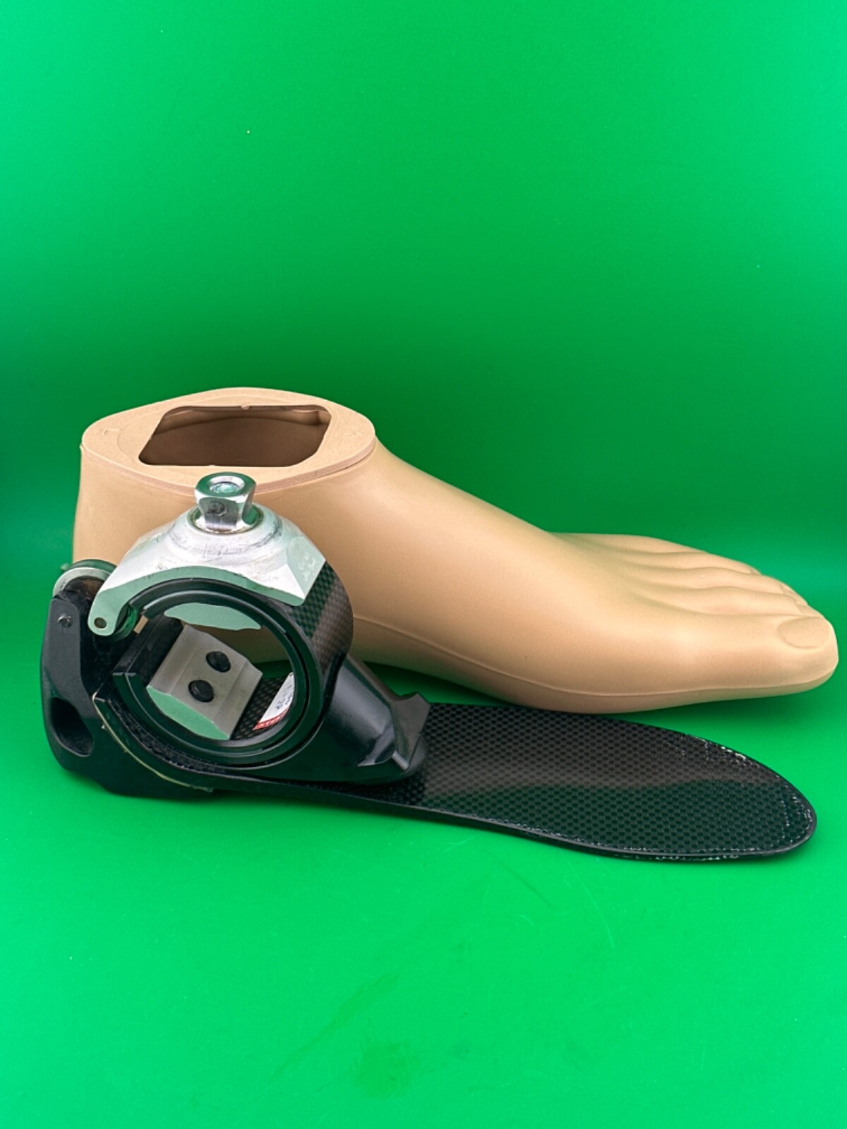 OTTOBOCK Otto Bock cwalk c-walk 1c40 prosthetic foot. Sz 28. Max wt 220 left
