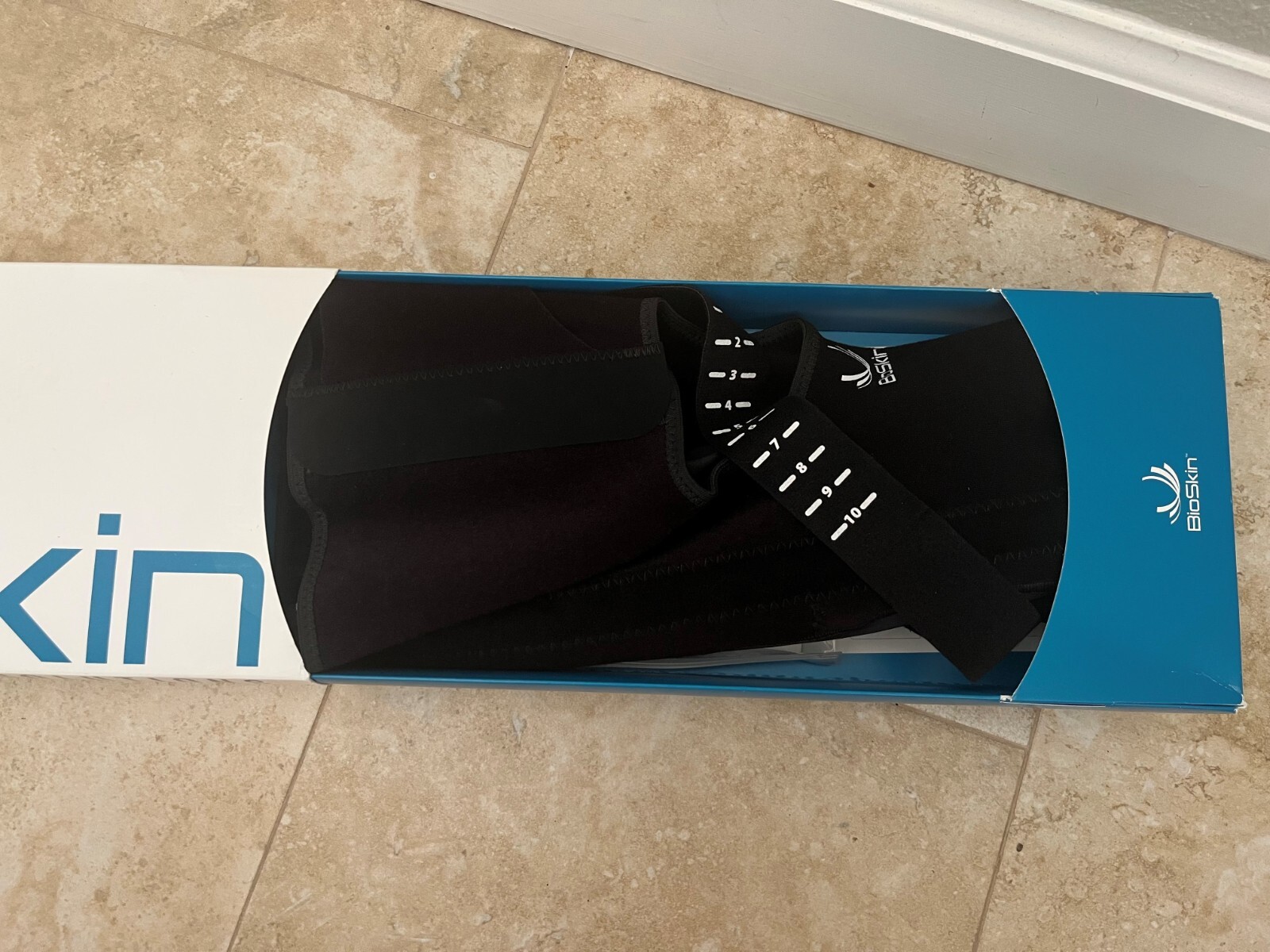 Bioskin Crossfire OA 2.0 Right Leg Medial/Left Leg Lateral Size Large