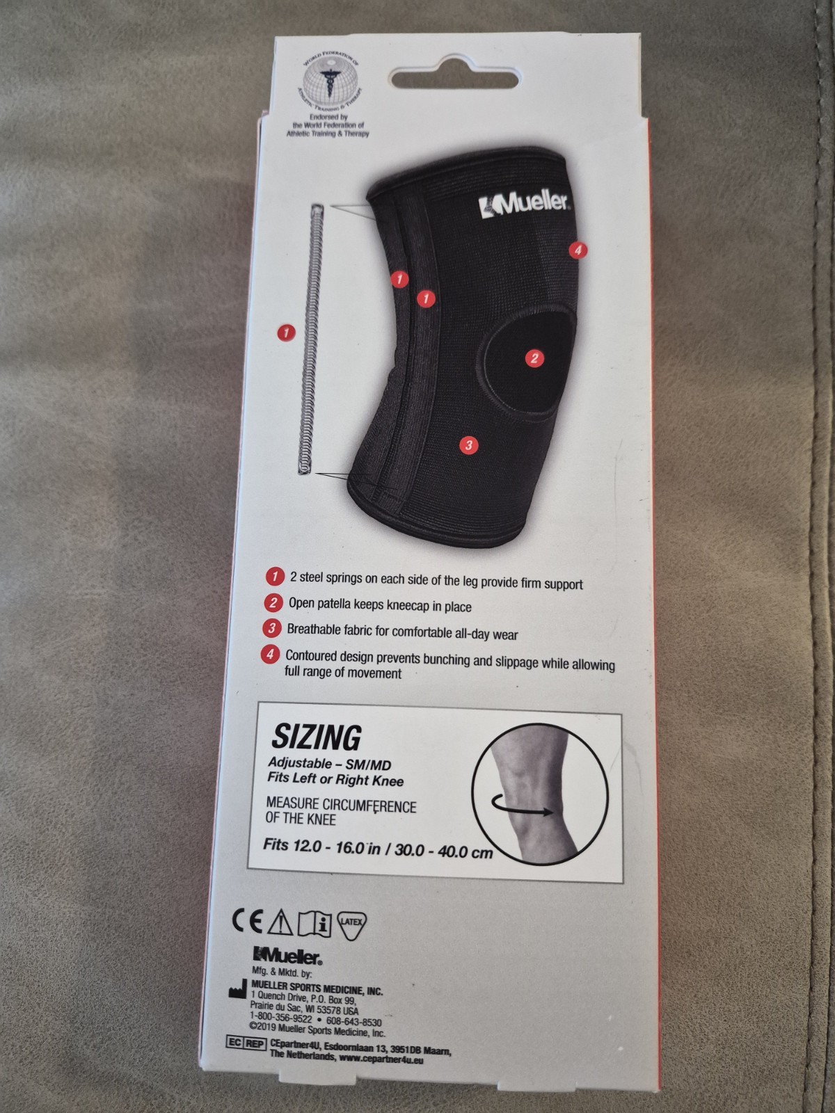 Mueller Elastic Knee Stabilizer Brace SM/MD Black Open Patella Steel Support
