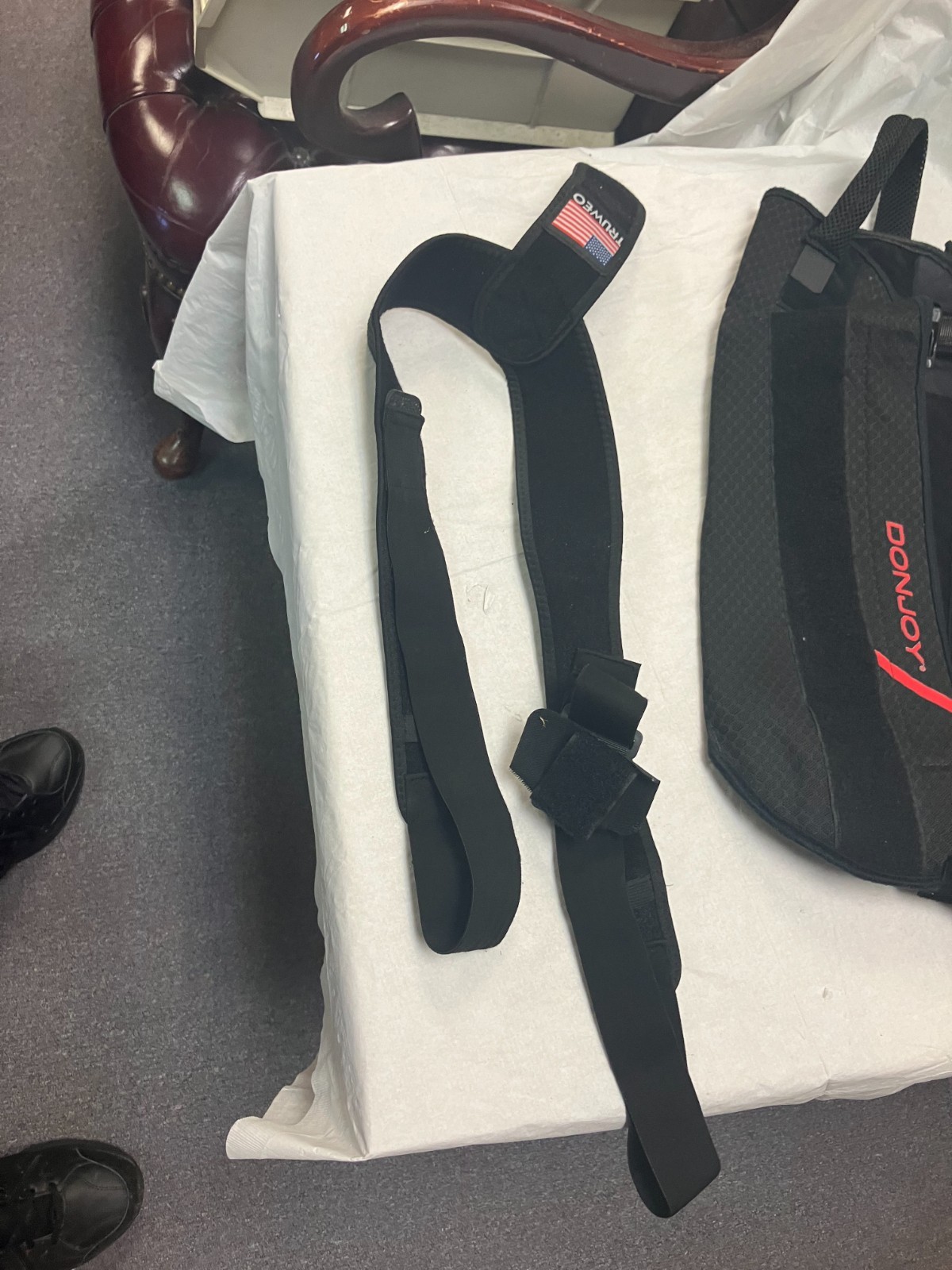 DonJoy UltraSling PRO – Universal Shoulder Immobilizer & Sling -USED
