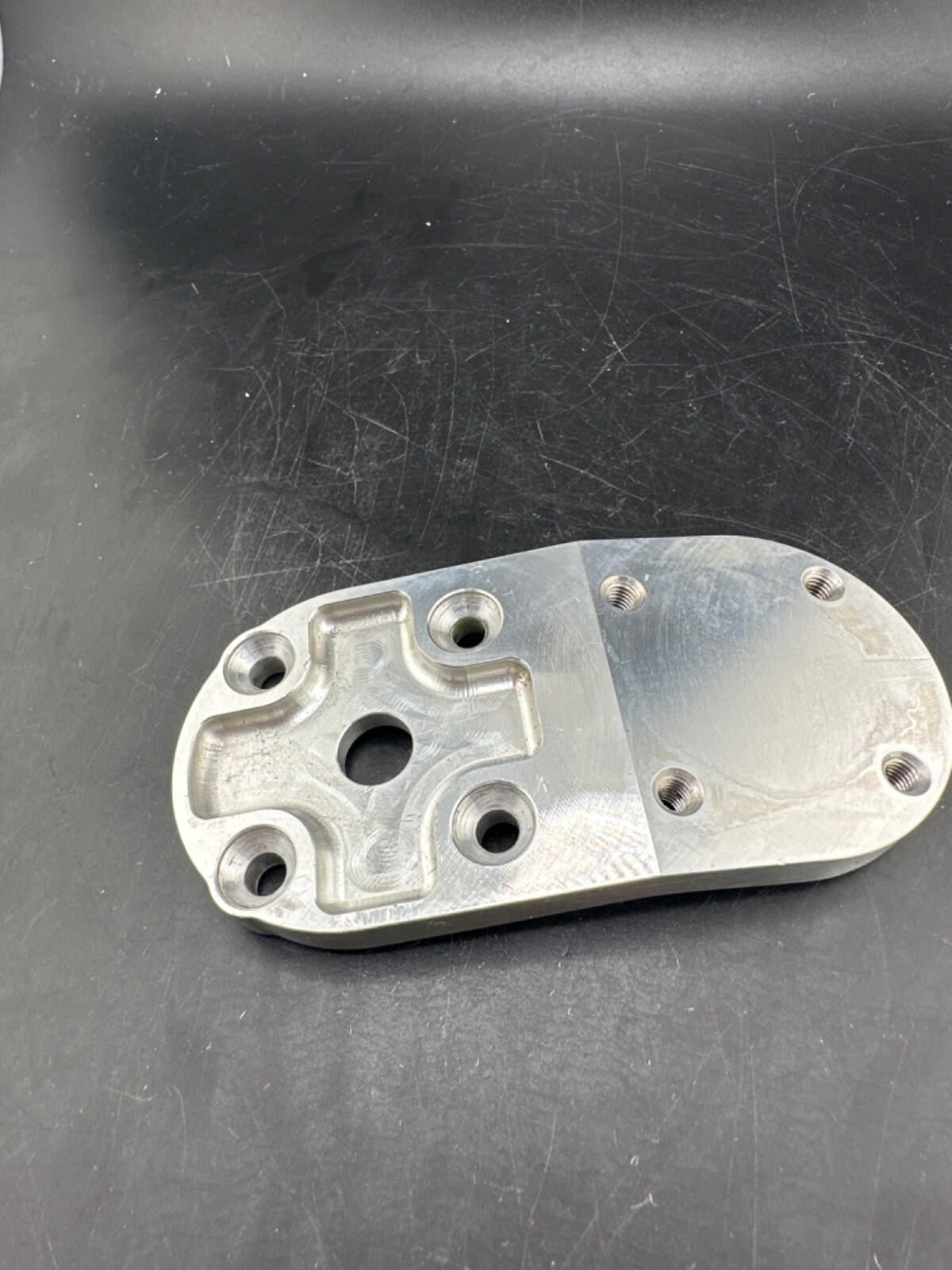 Prosthetic flexion plate component adapter part 15 degree flexion plate